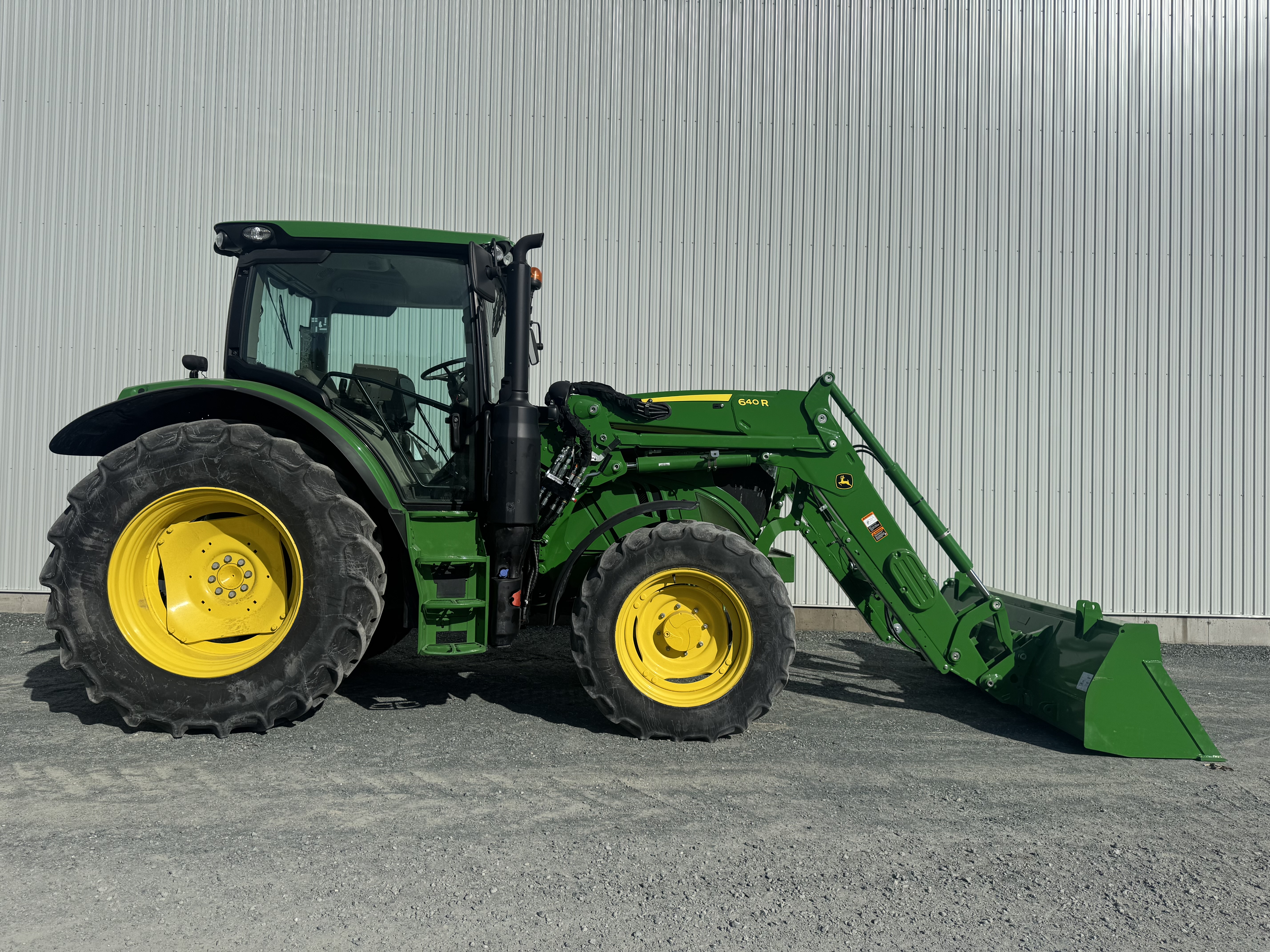 John Deere 6110R