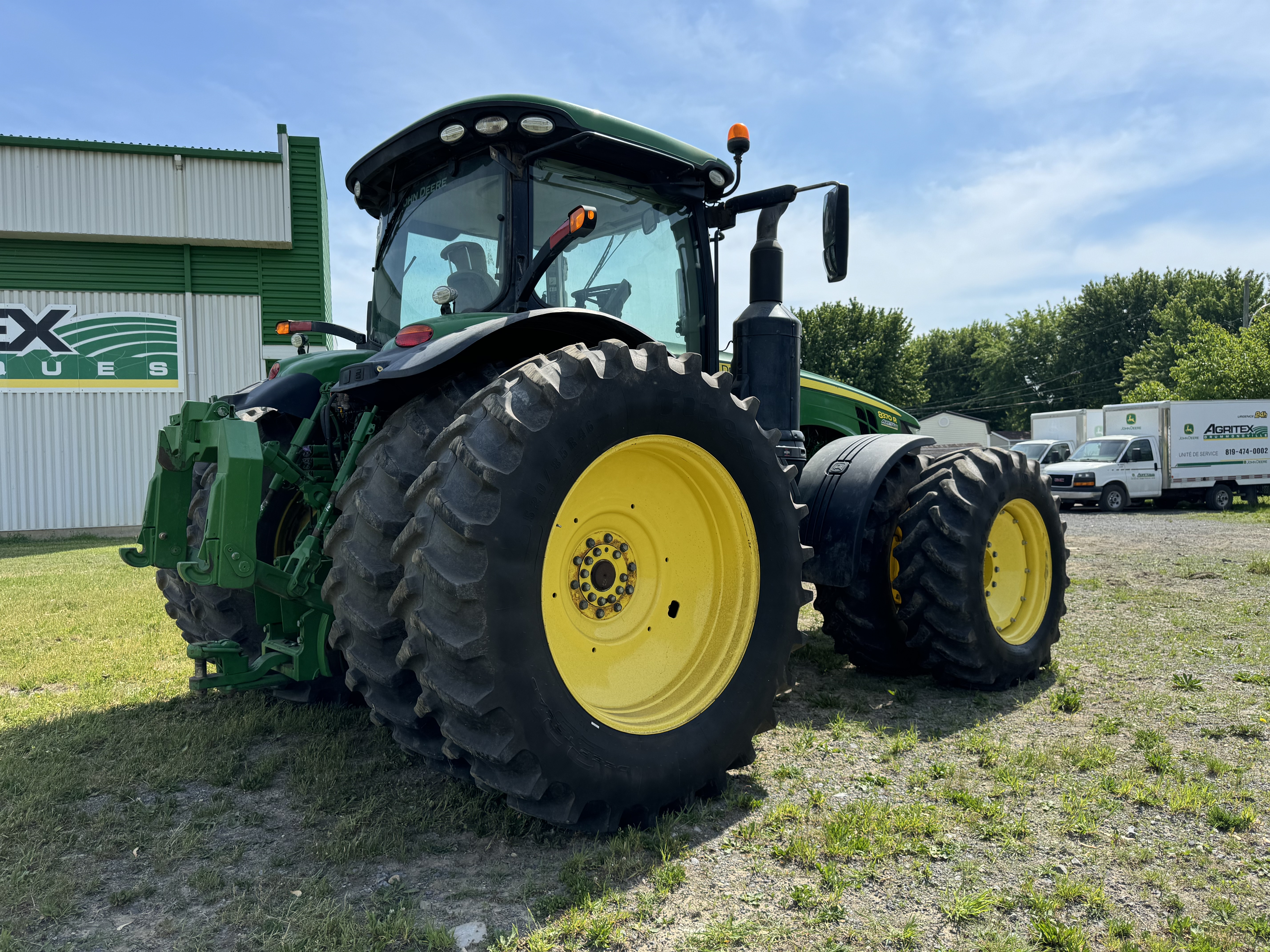 John Deere 8370R  