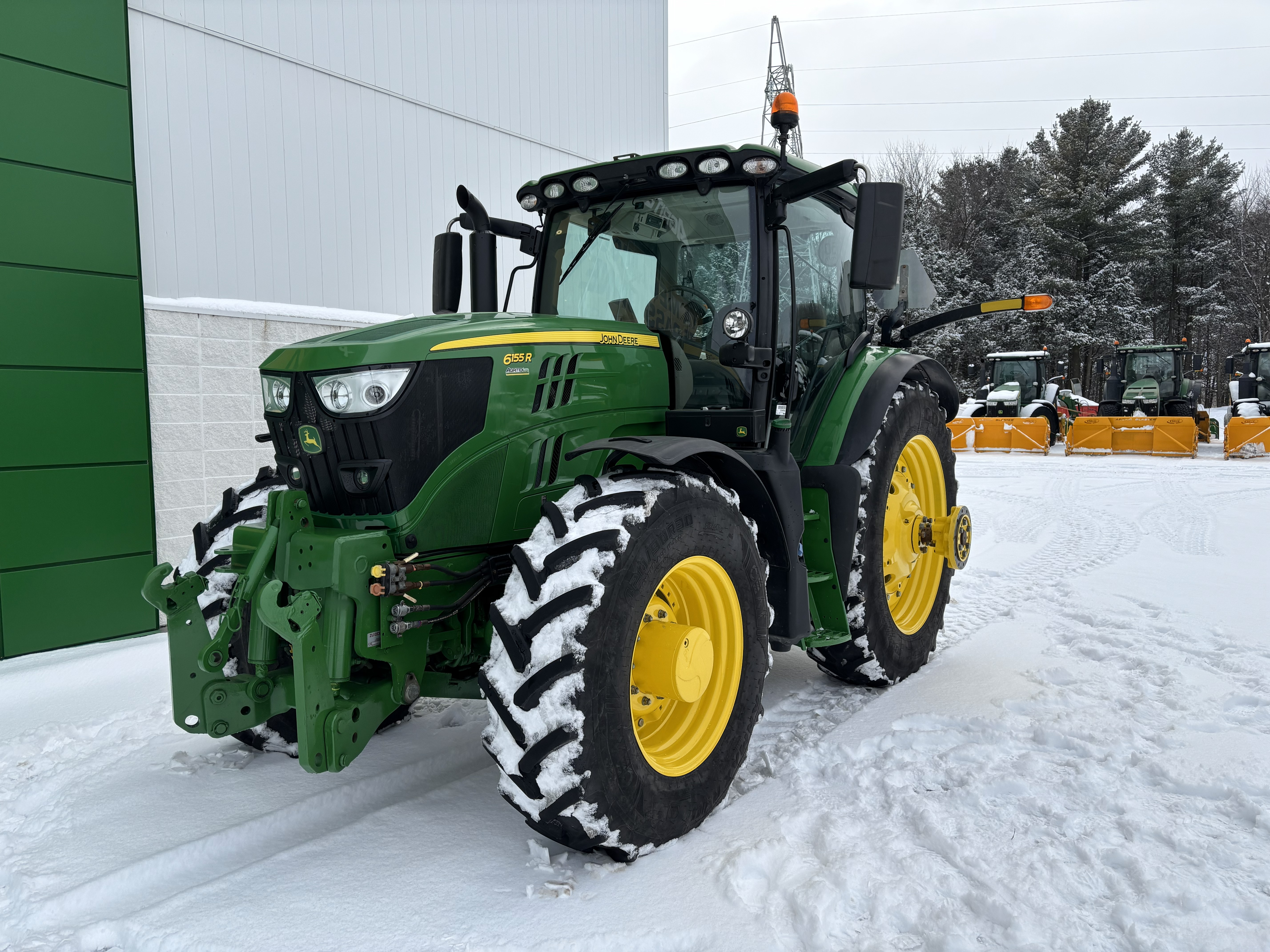 John Deere 6155R FRT HITCH PTO