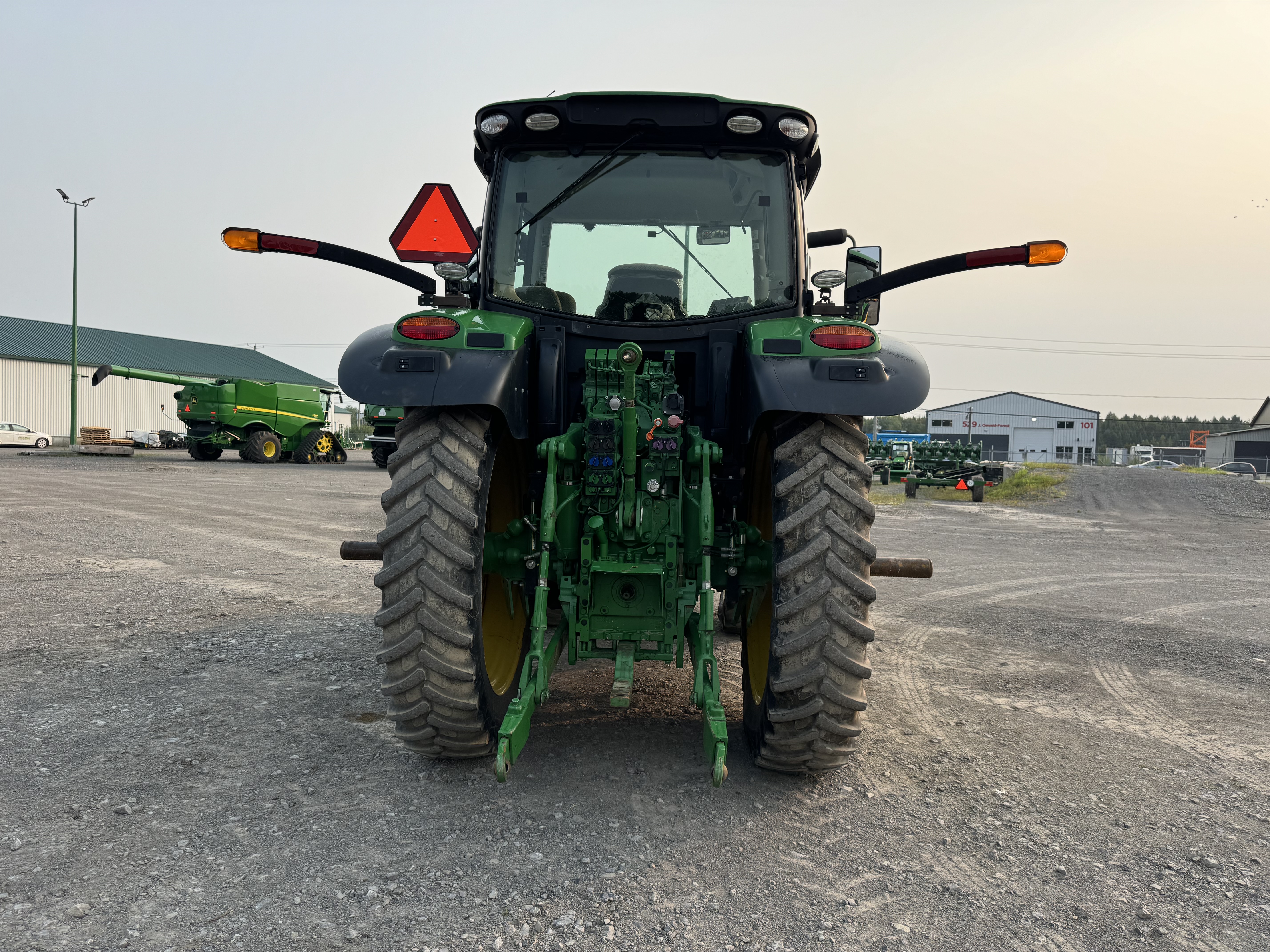 John Deere 6145R