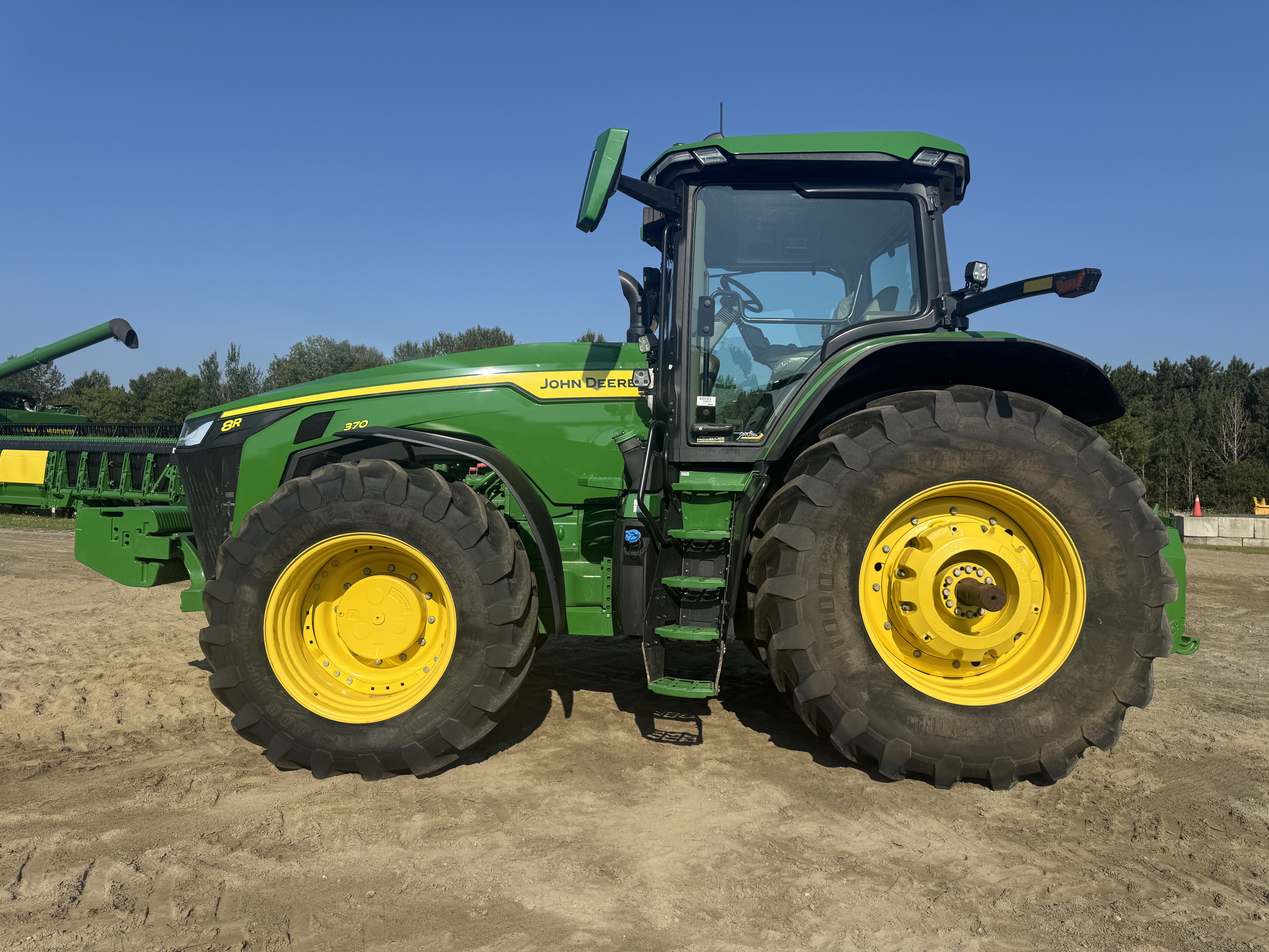 John Deere 8R 370 