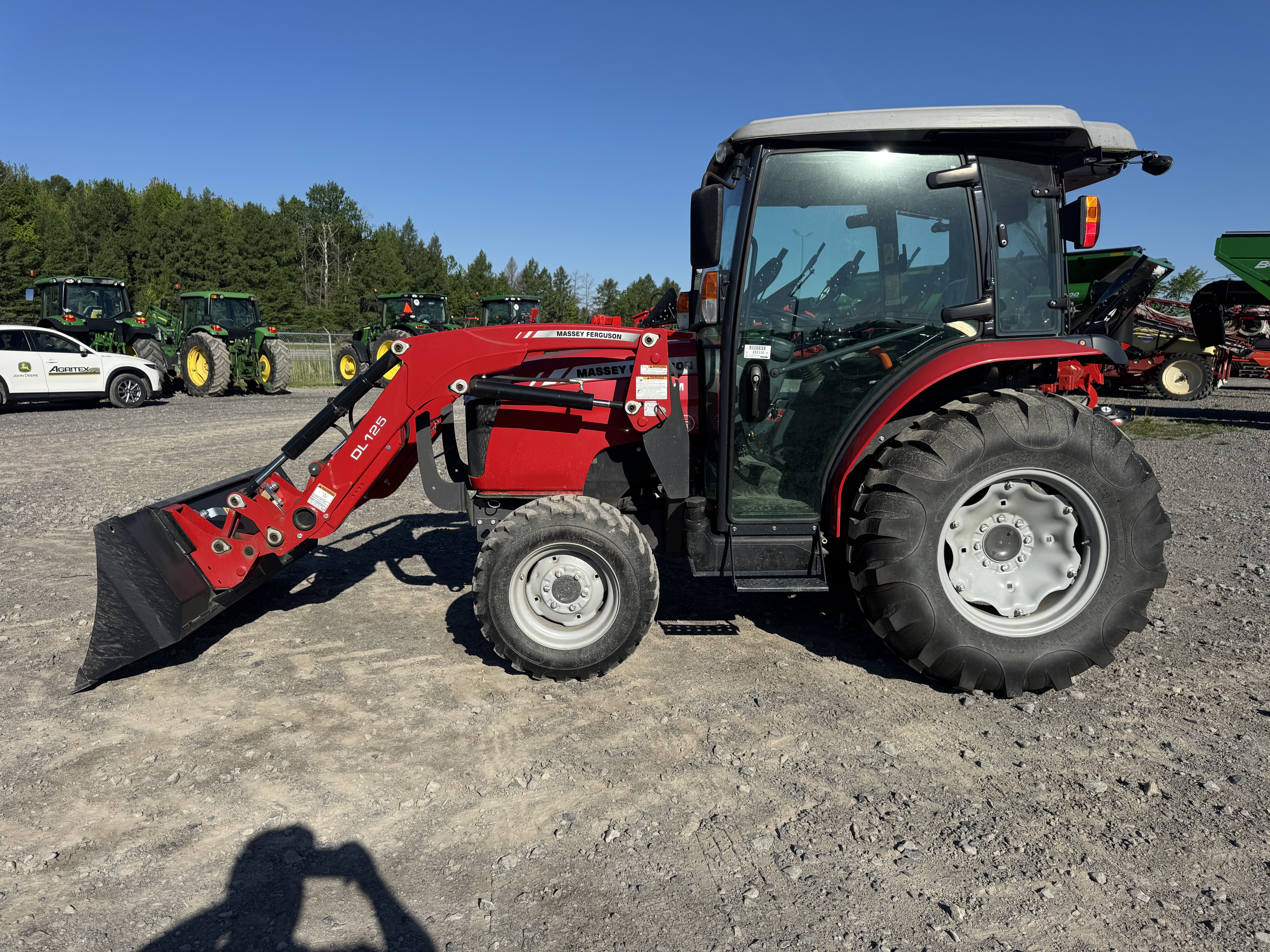 Massey Ferguson 1735M