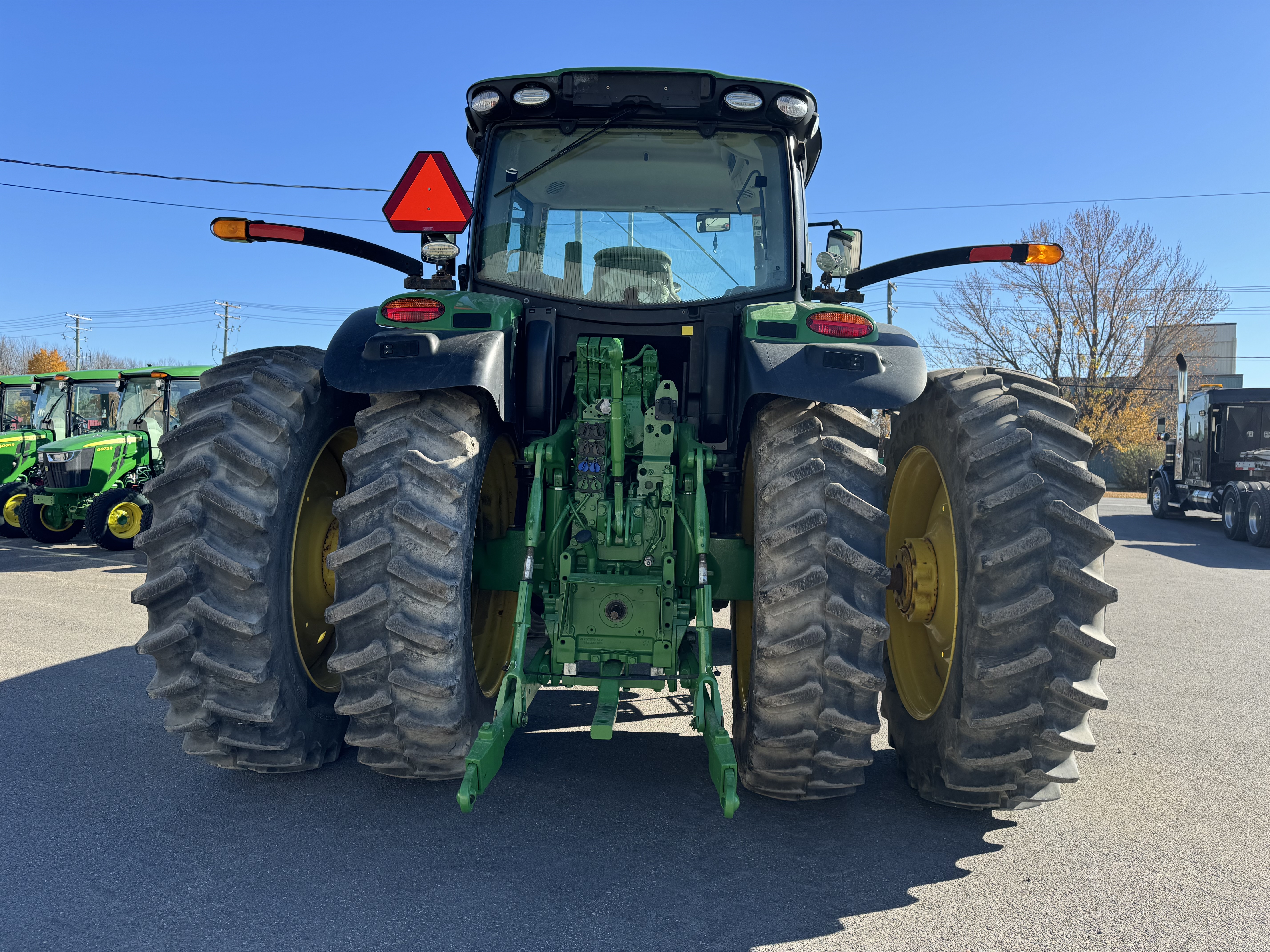 John Deere 6175R