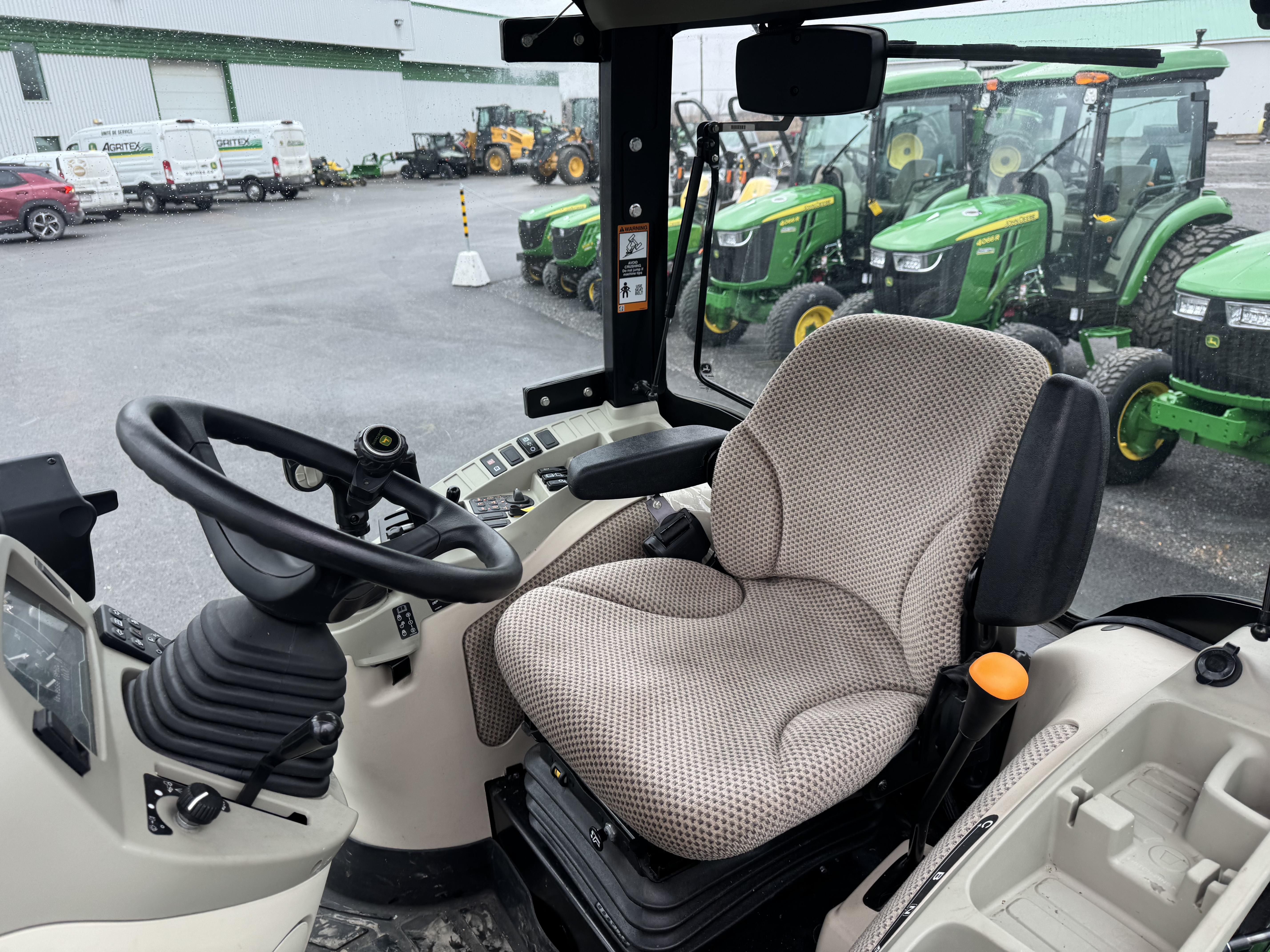 John Deere 4052R TURF    