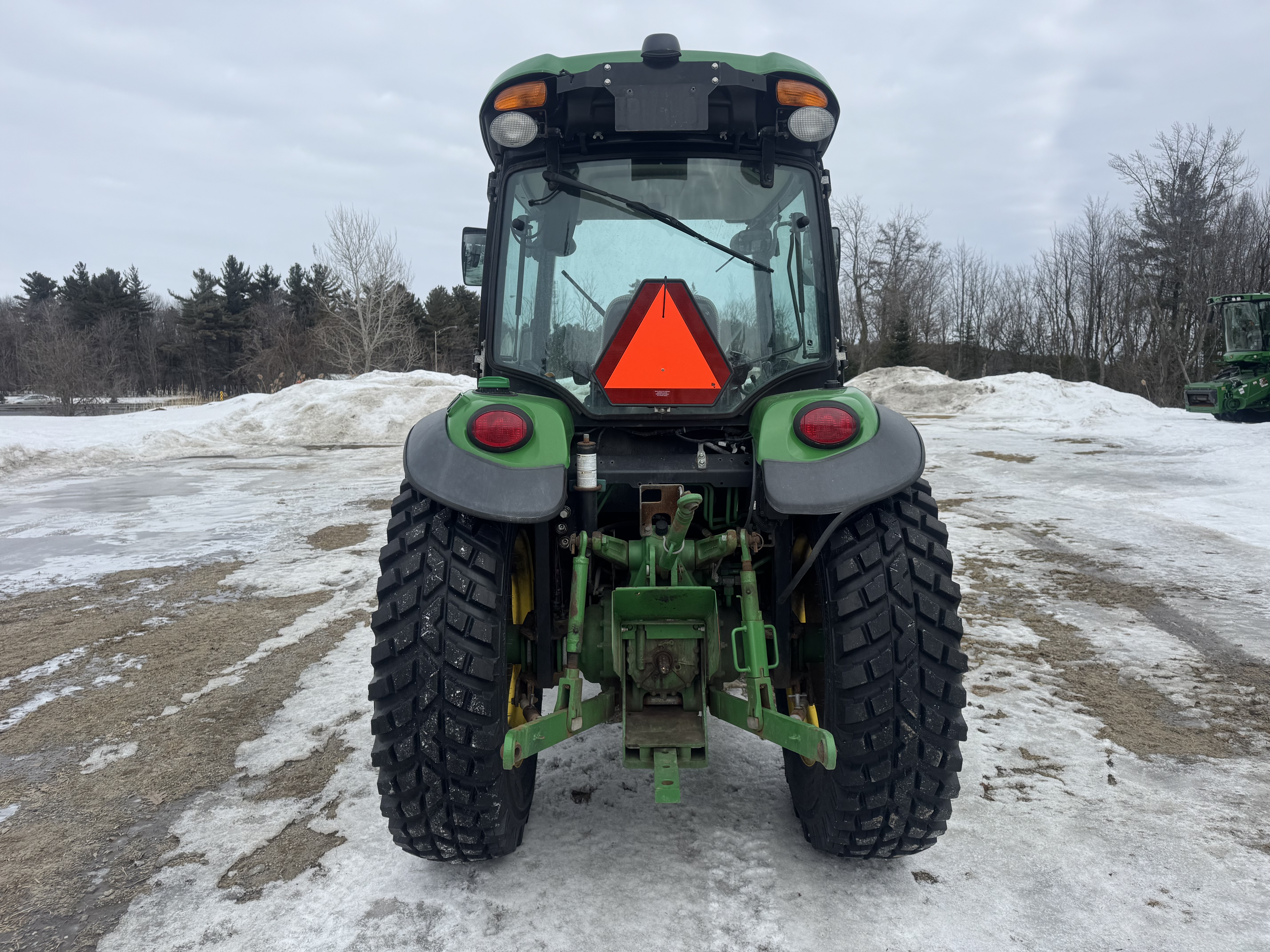 John Deere 4066R NOKIAN 