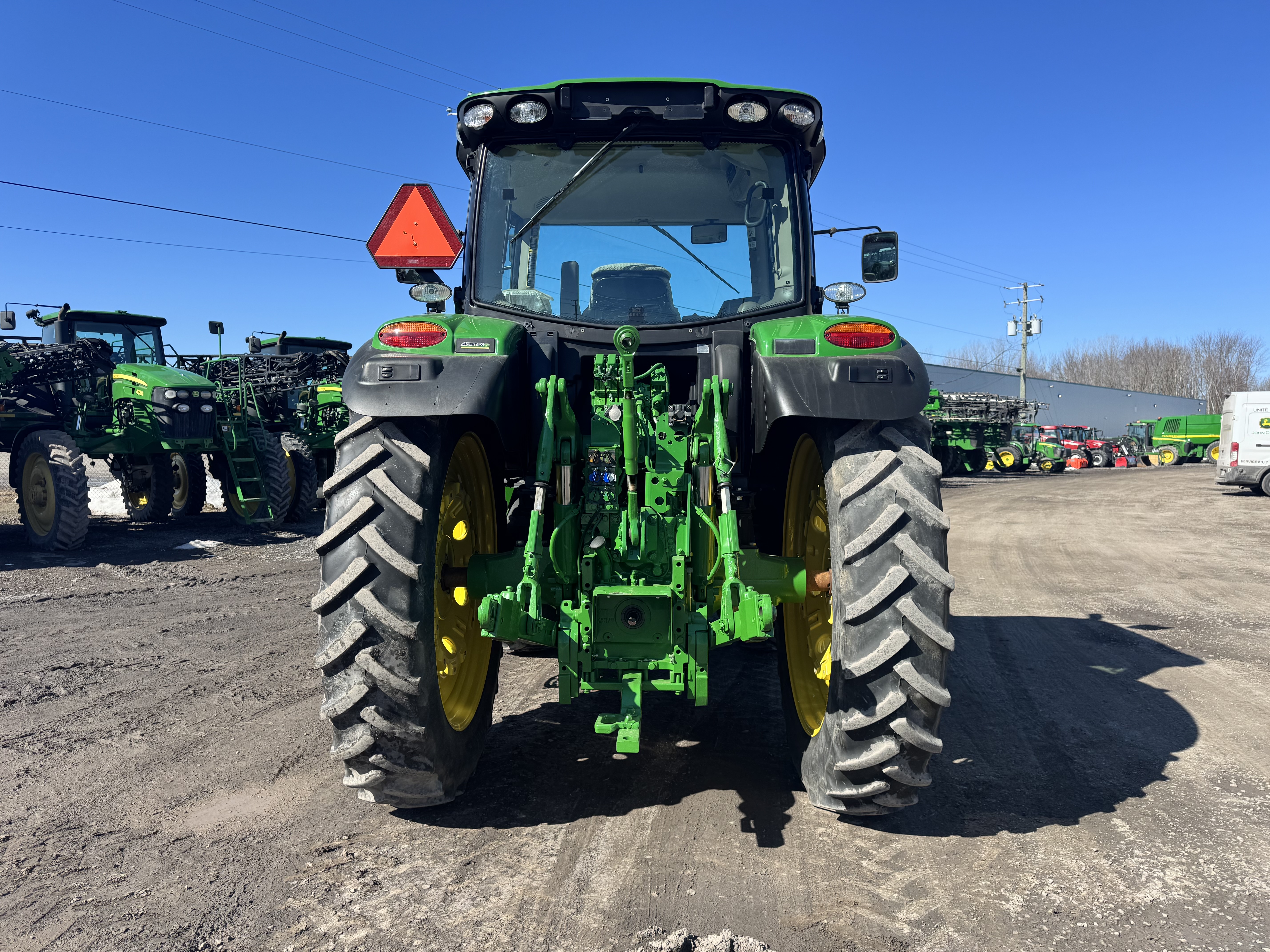 John Deere 6155R 