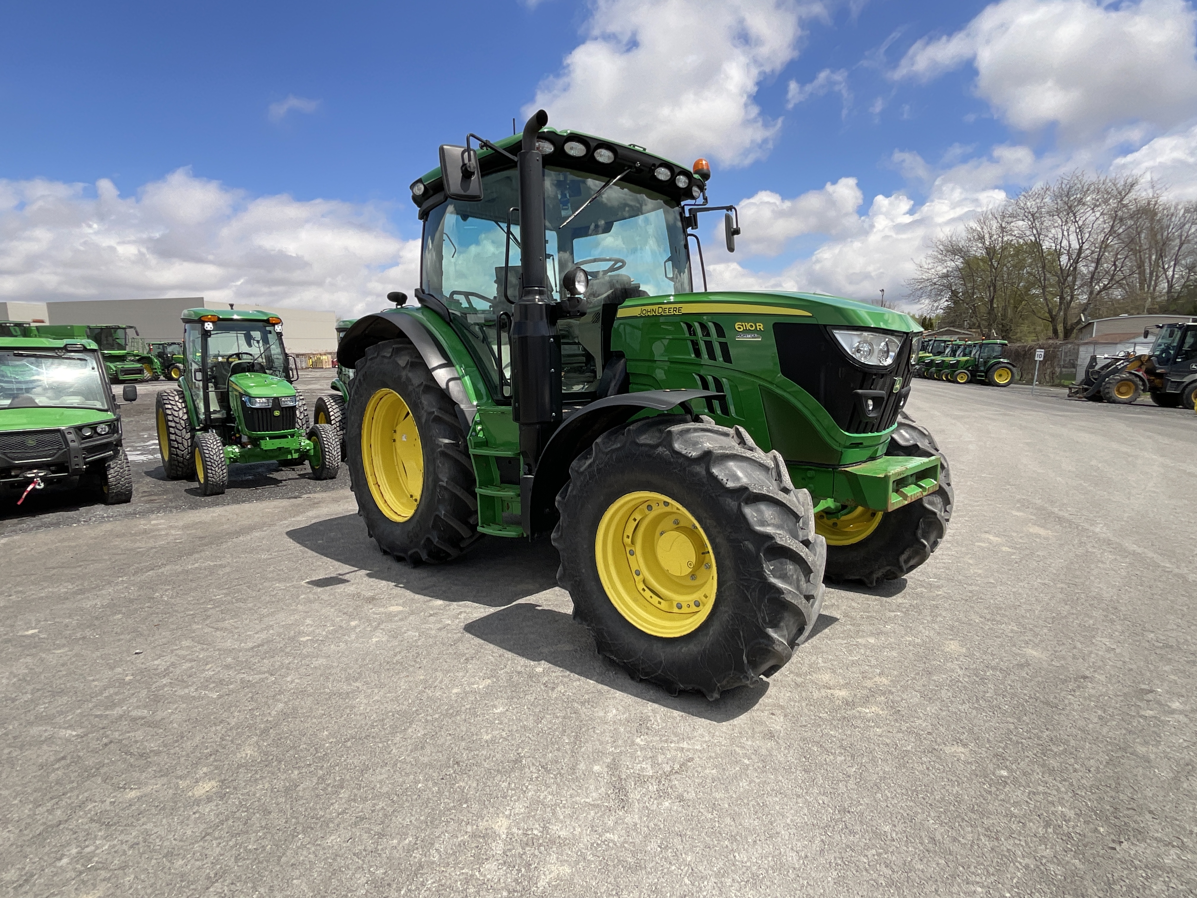 John Deere 6110R