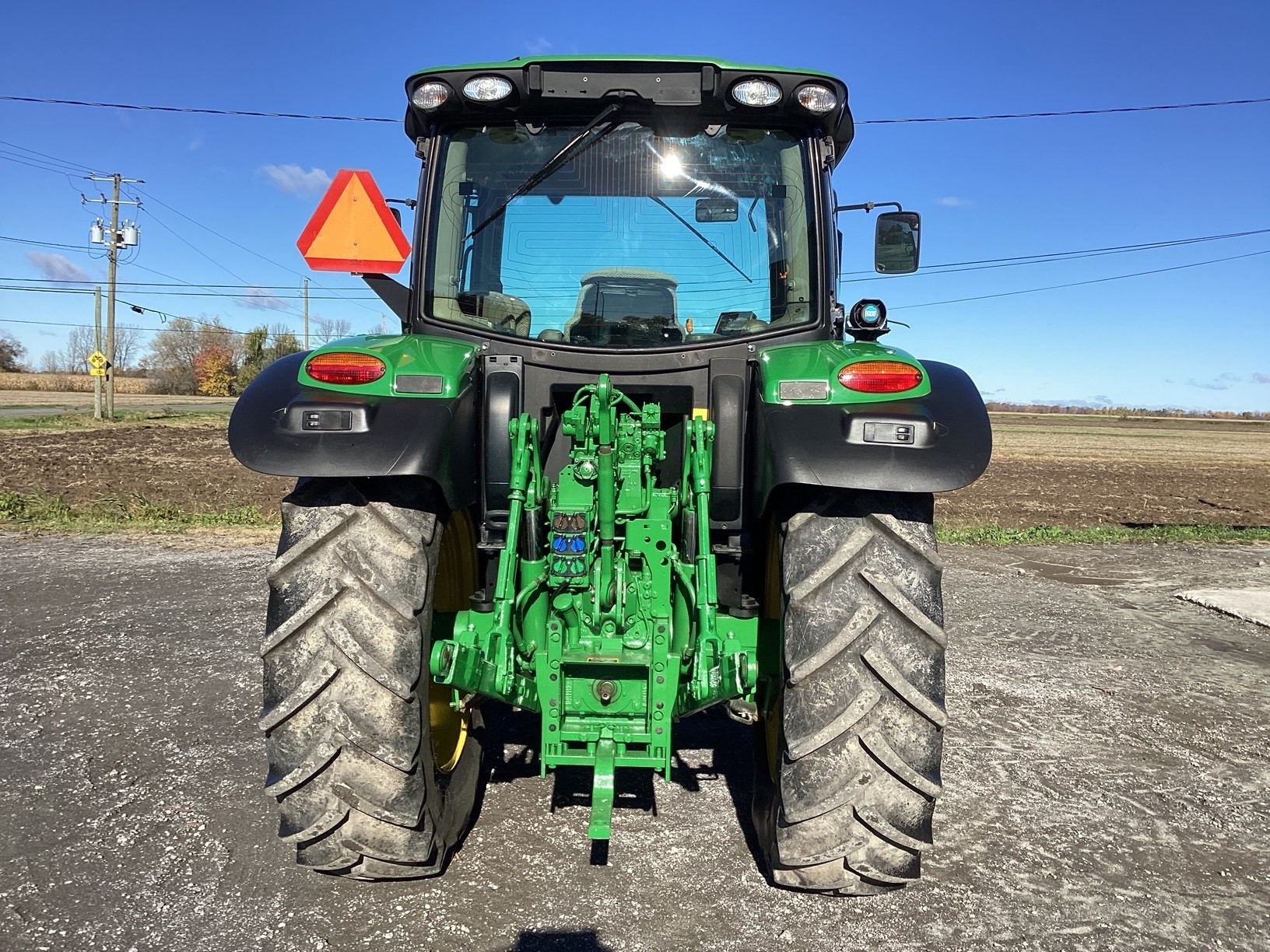 John Deere 6110R   