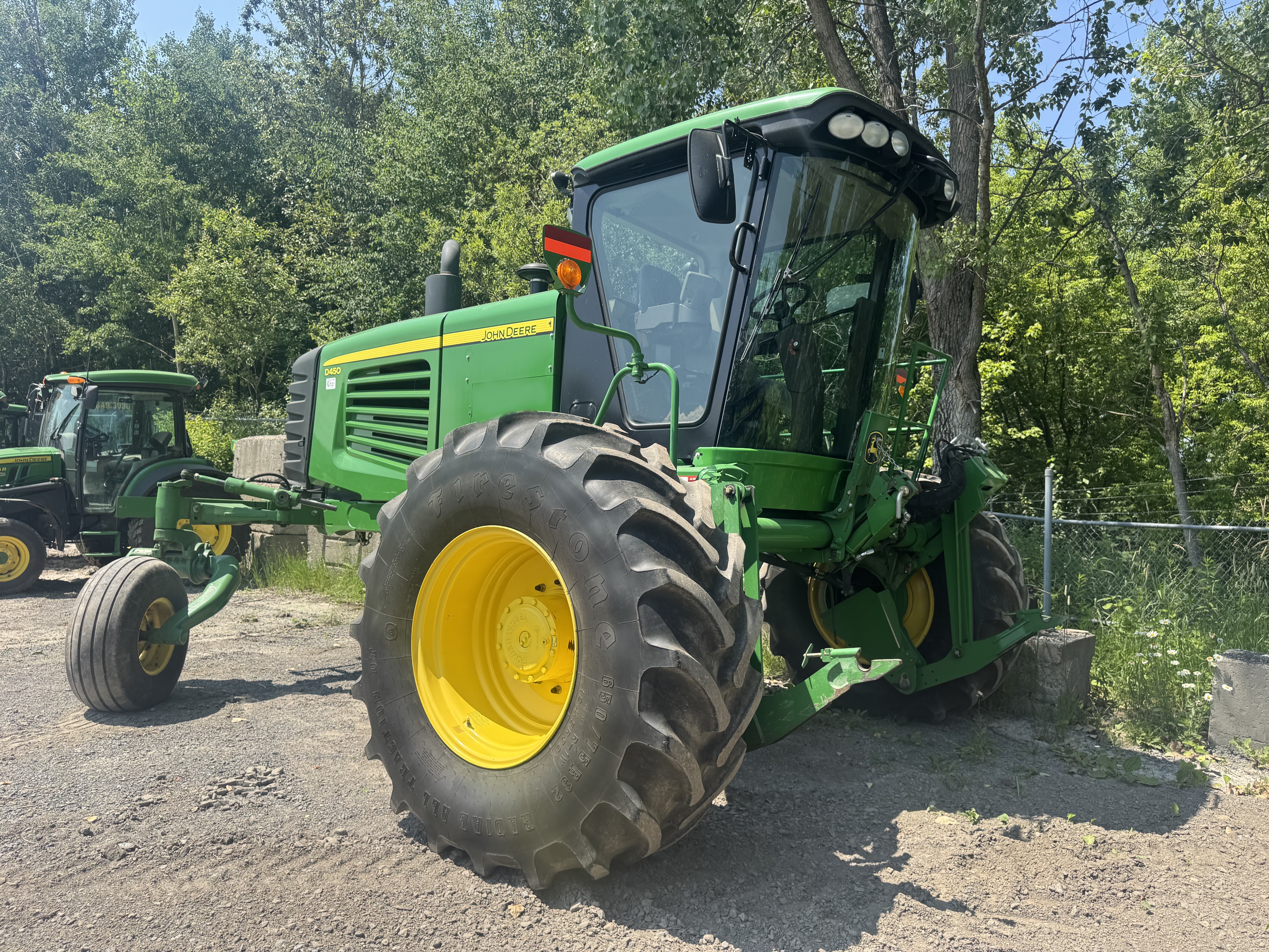 John Deere D450