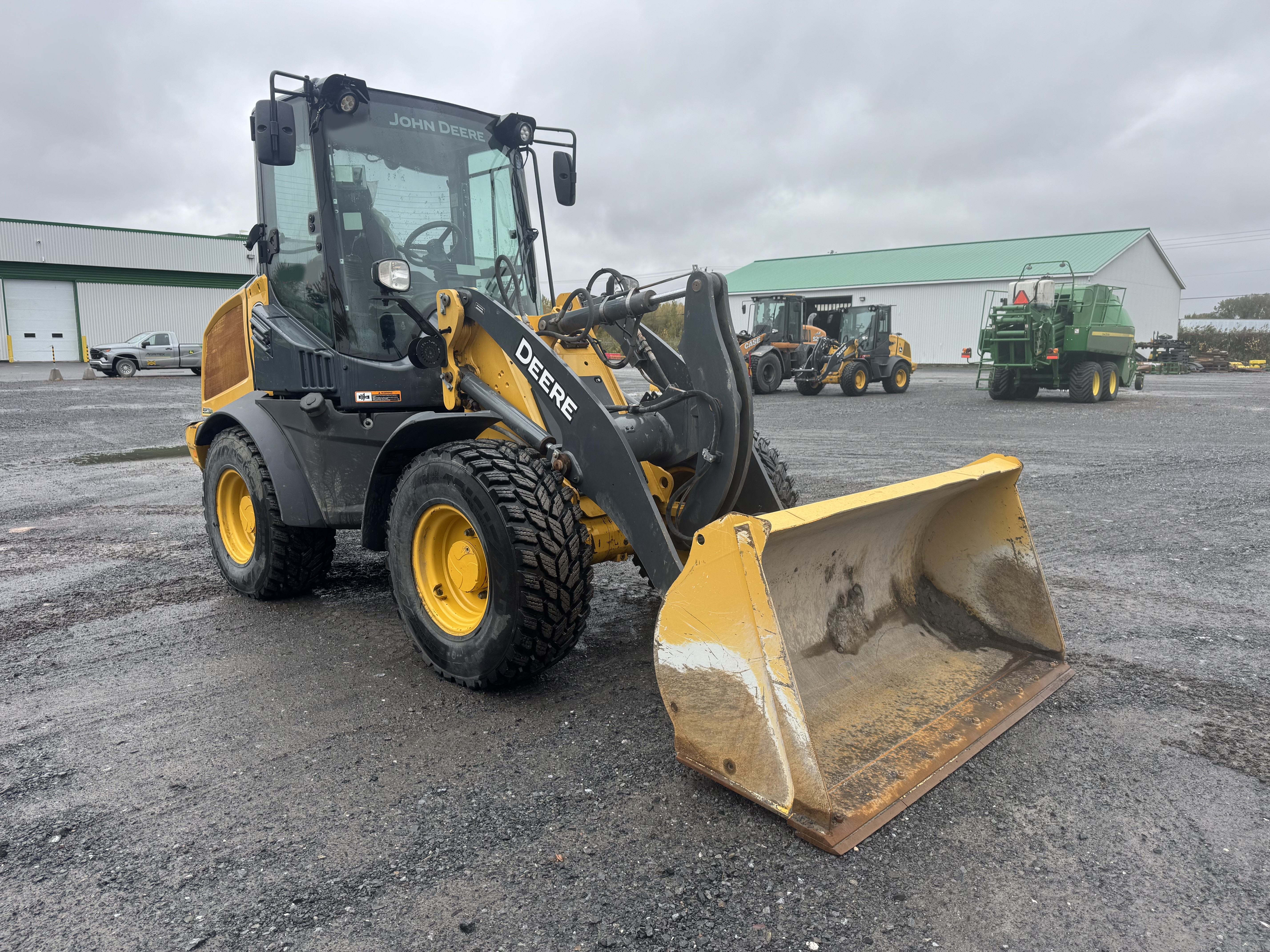John Deere 244L