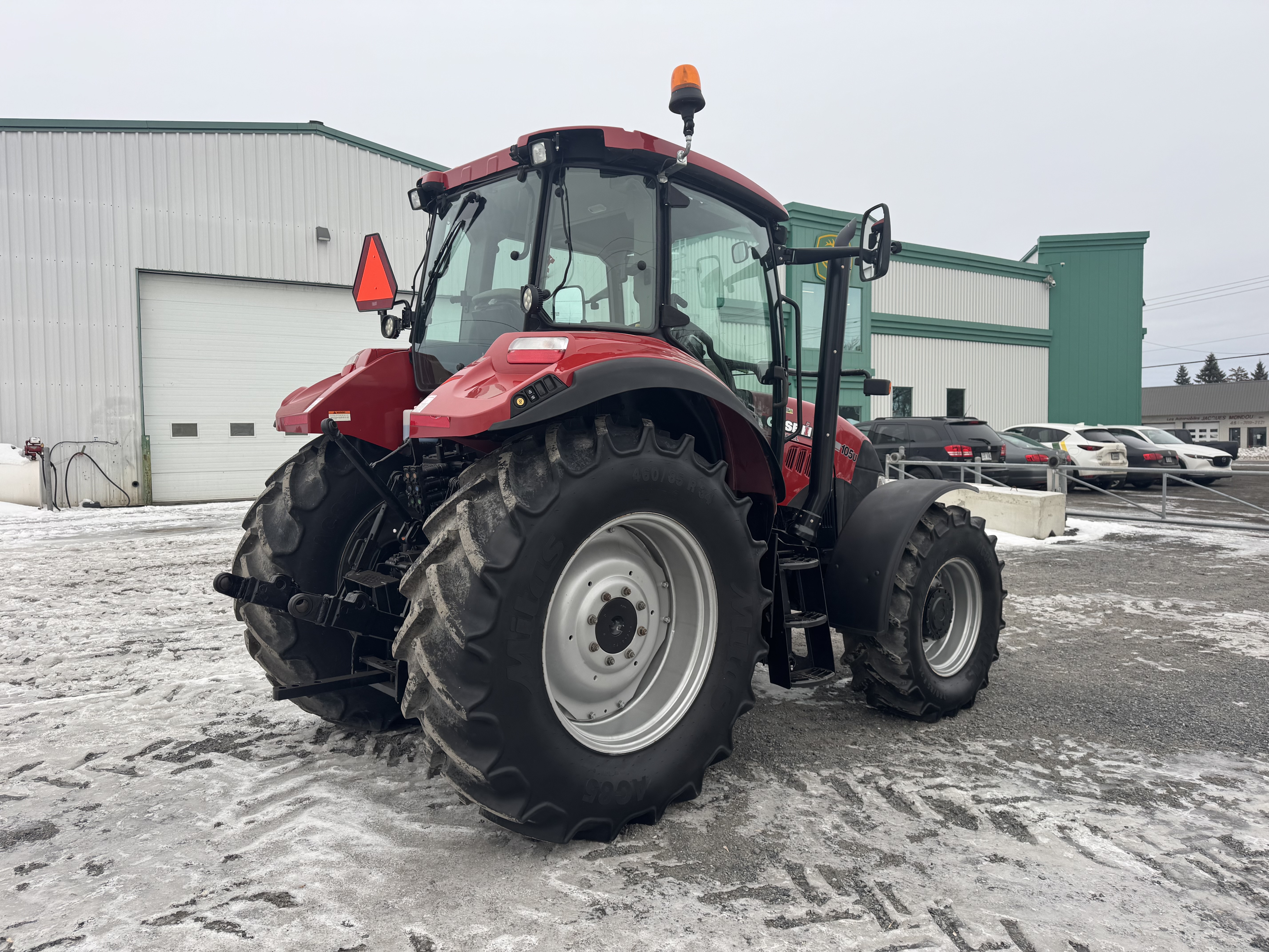 Case/IH Farmall 105U