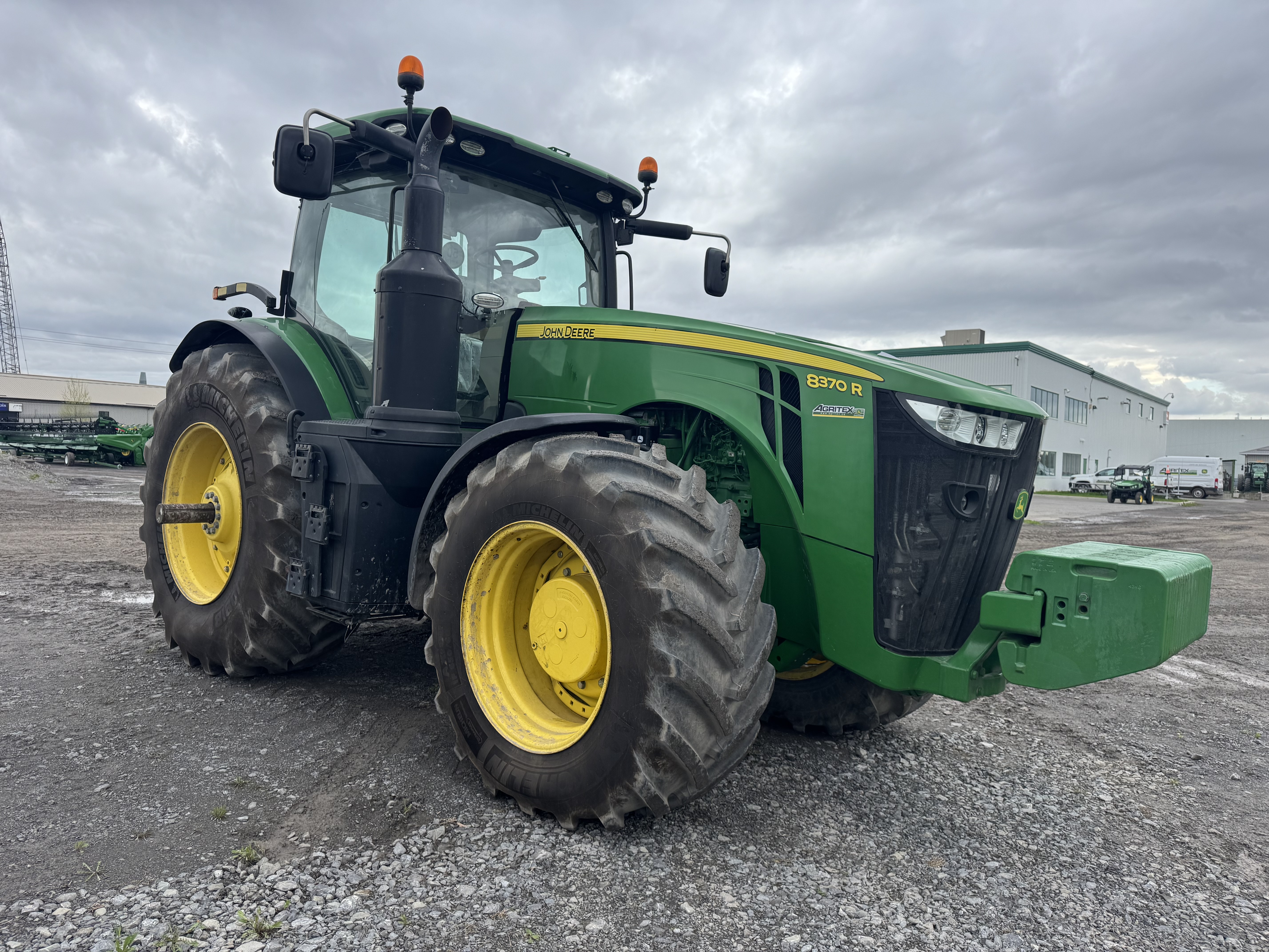 John Deere 8370R
