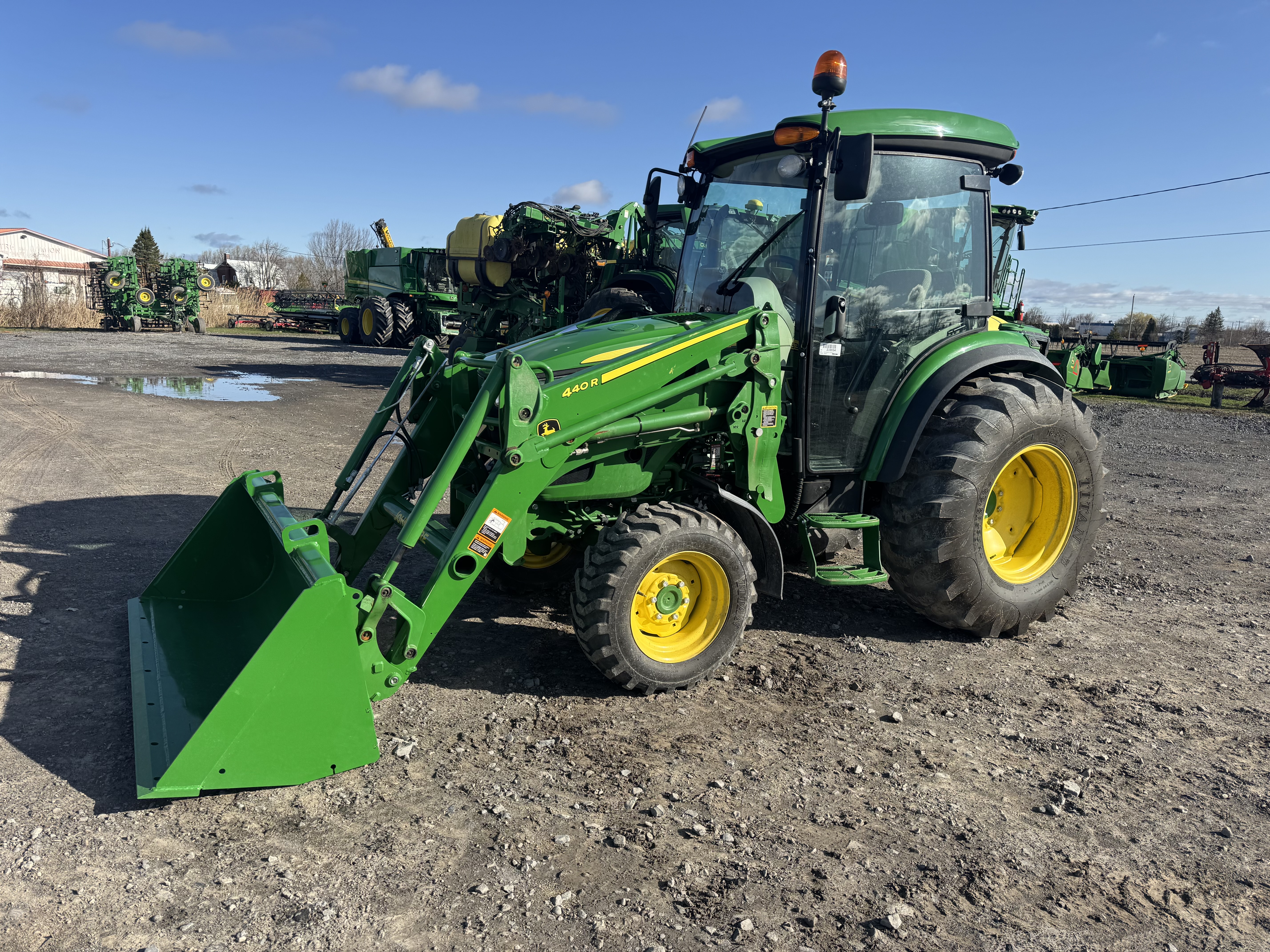 John Deere 4066R