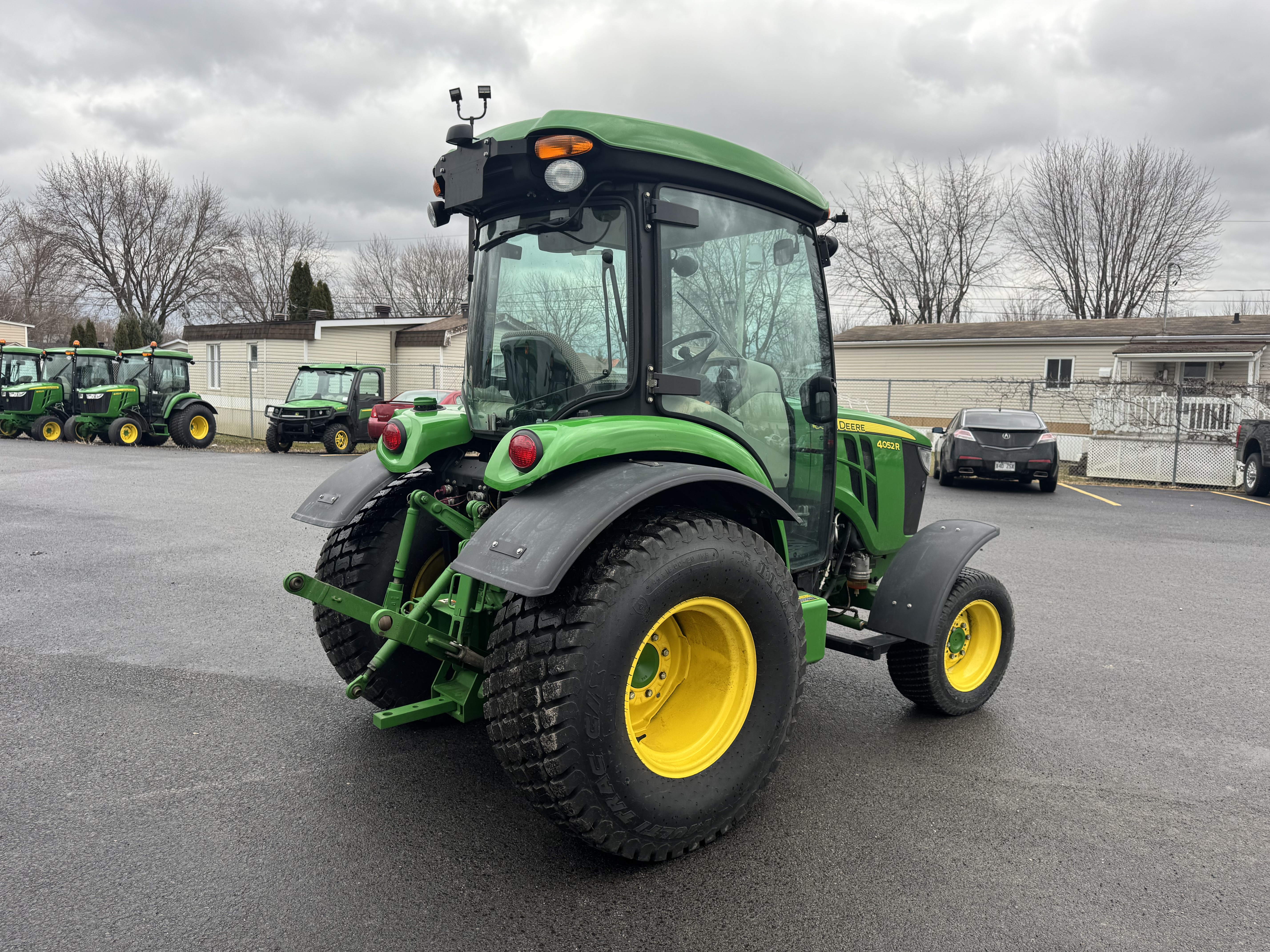 John Deere 4052R TURF    