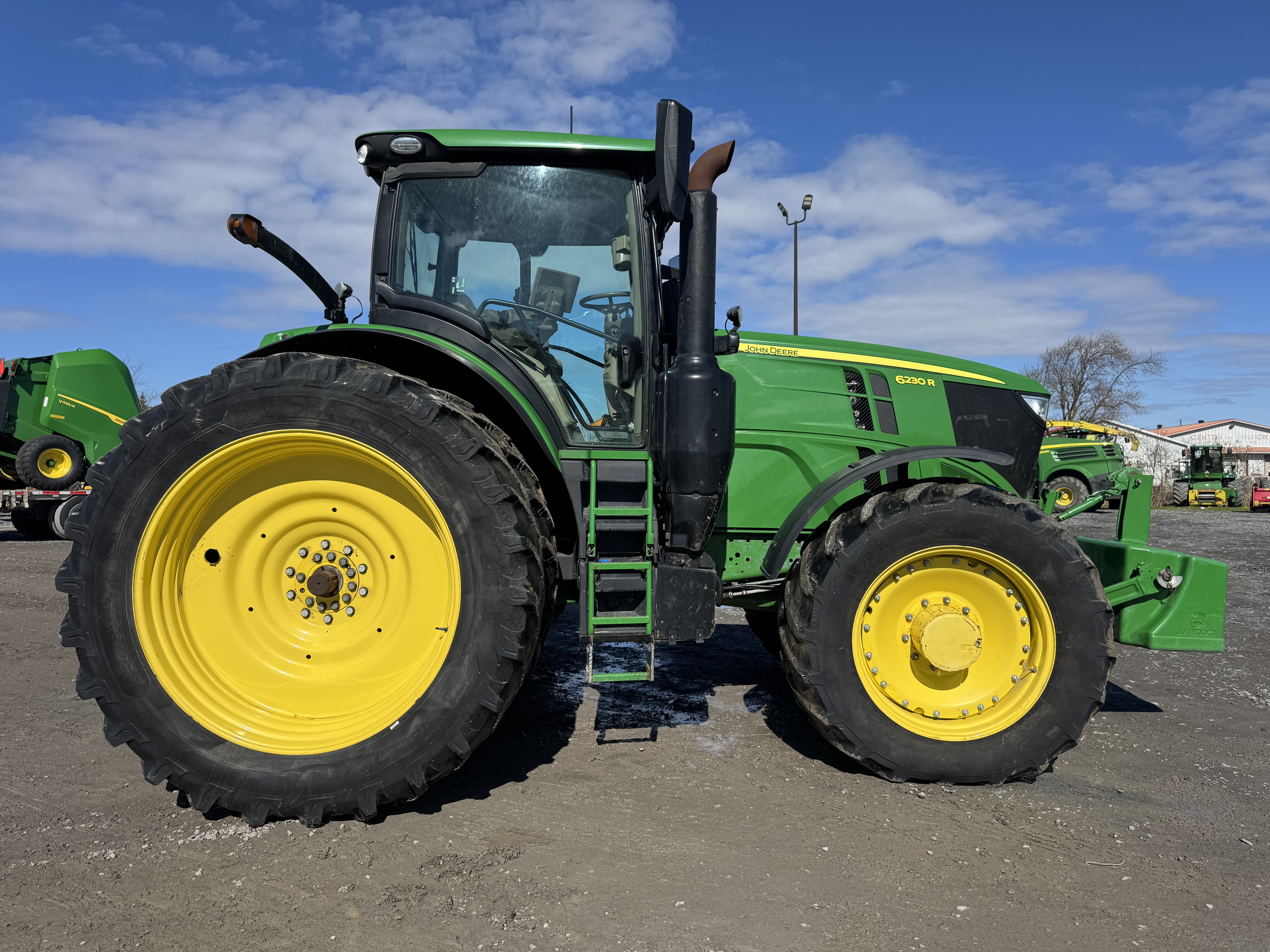 John Deere 6230R FRT HITCH