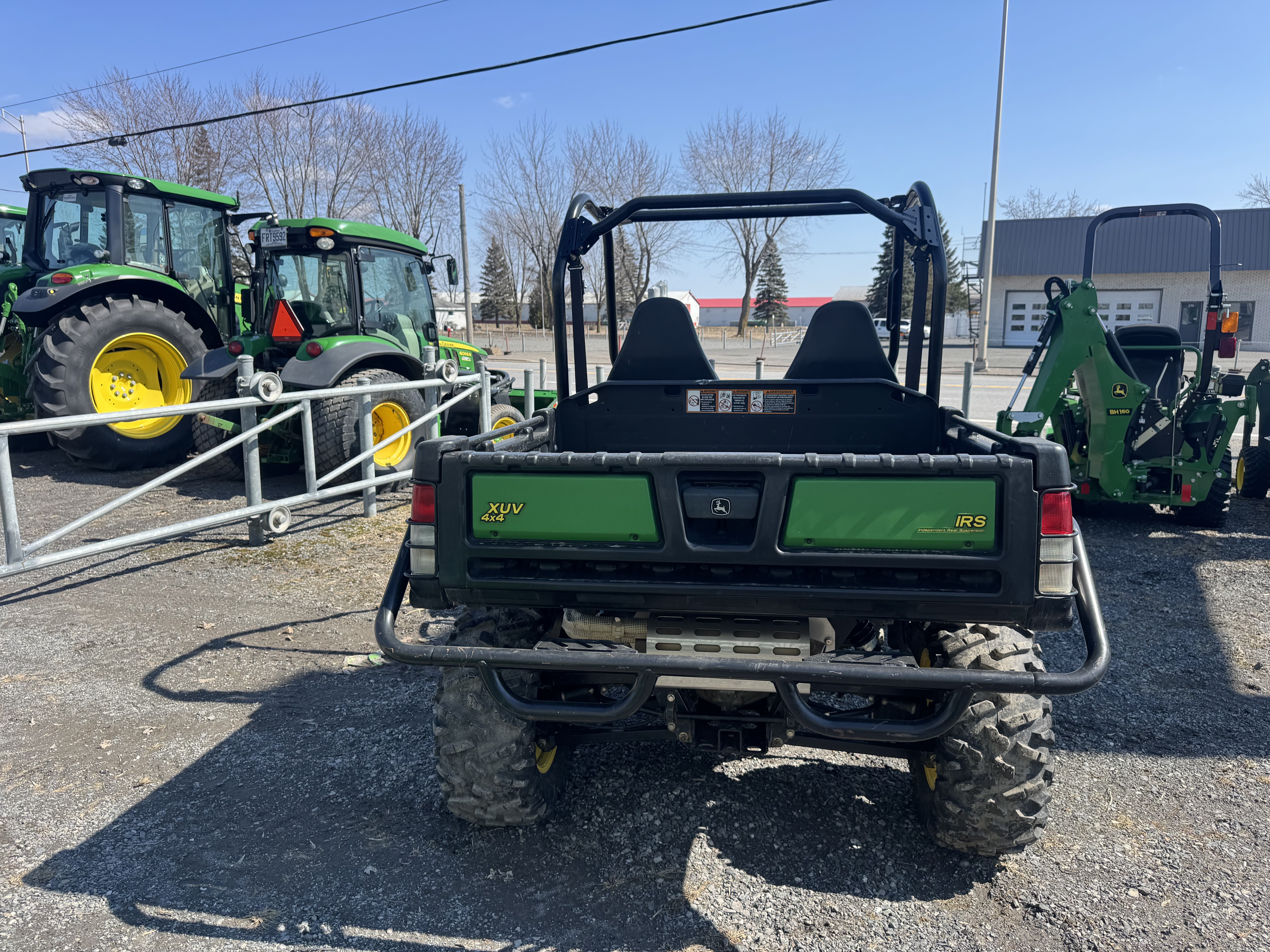 John Deere XUV 825