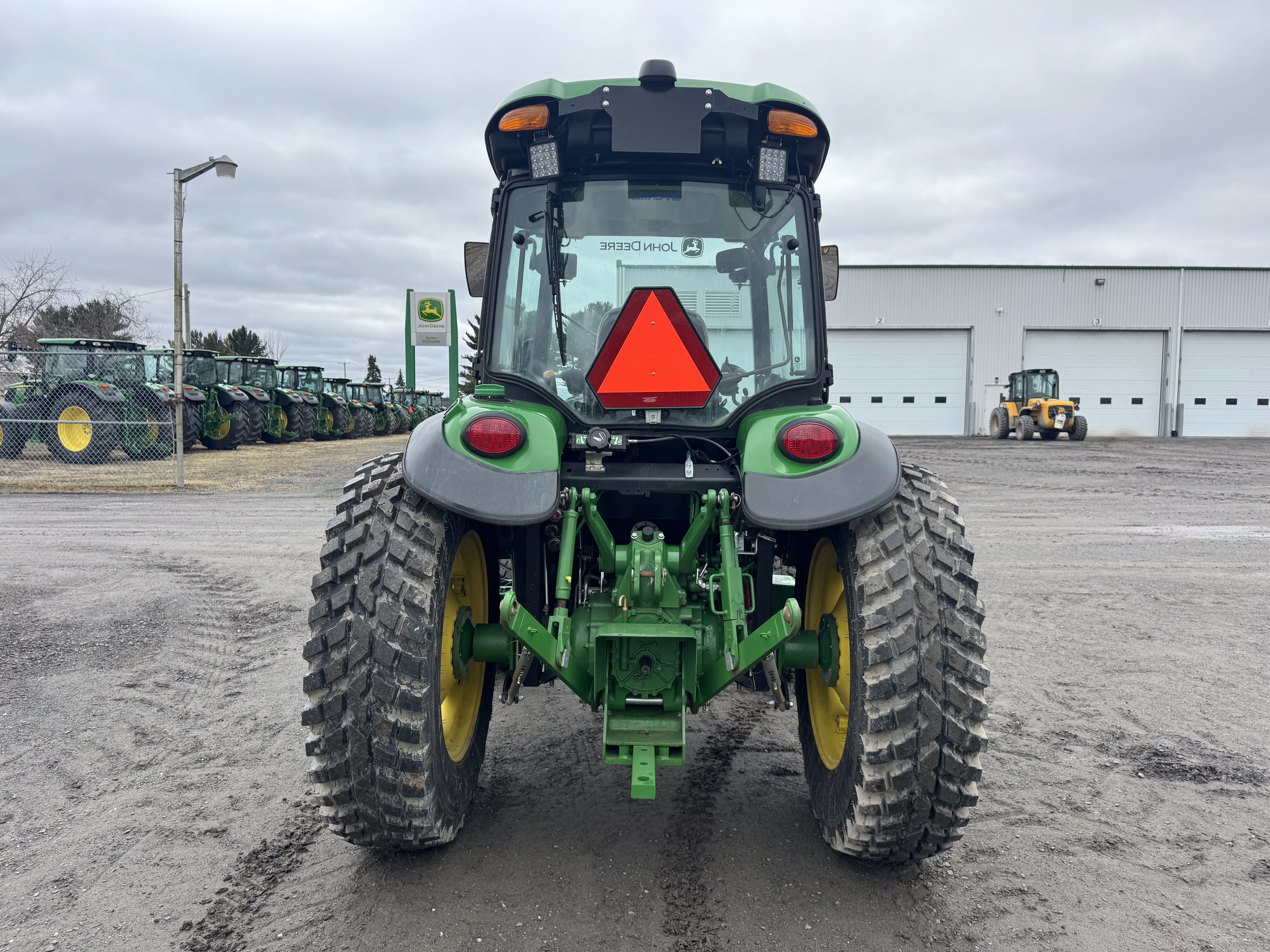 John Deere 4066R NOKIAN 