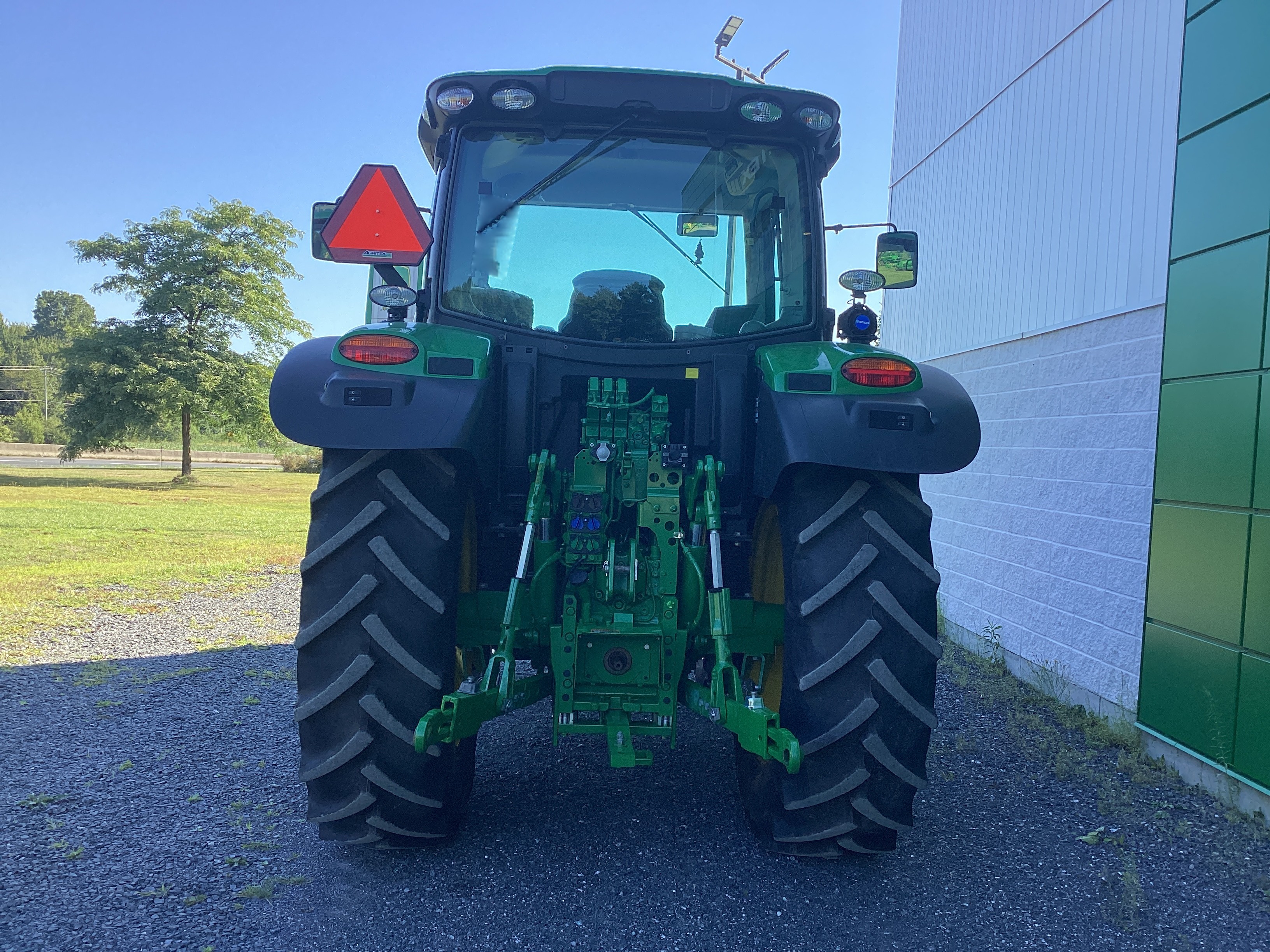 John Deere 6120R