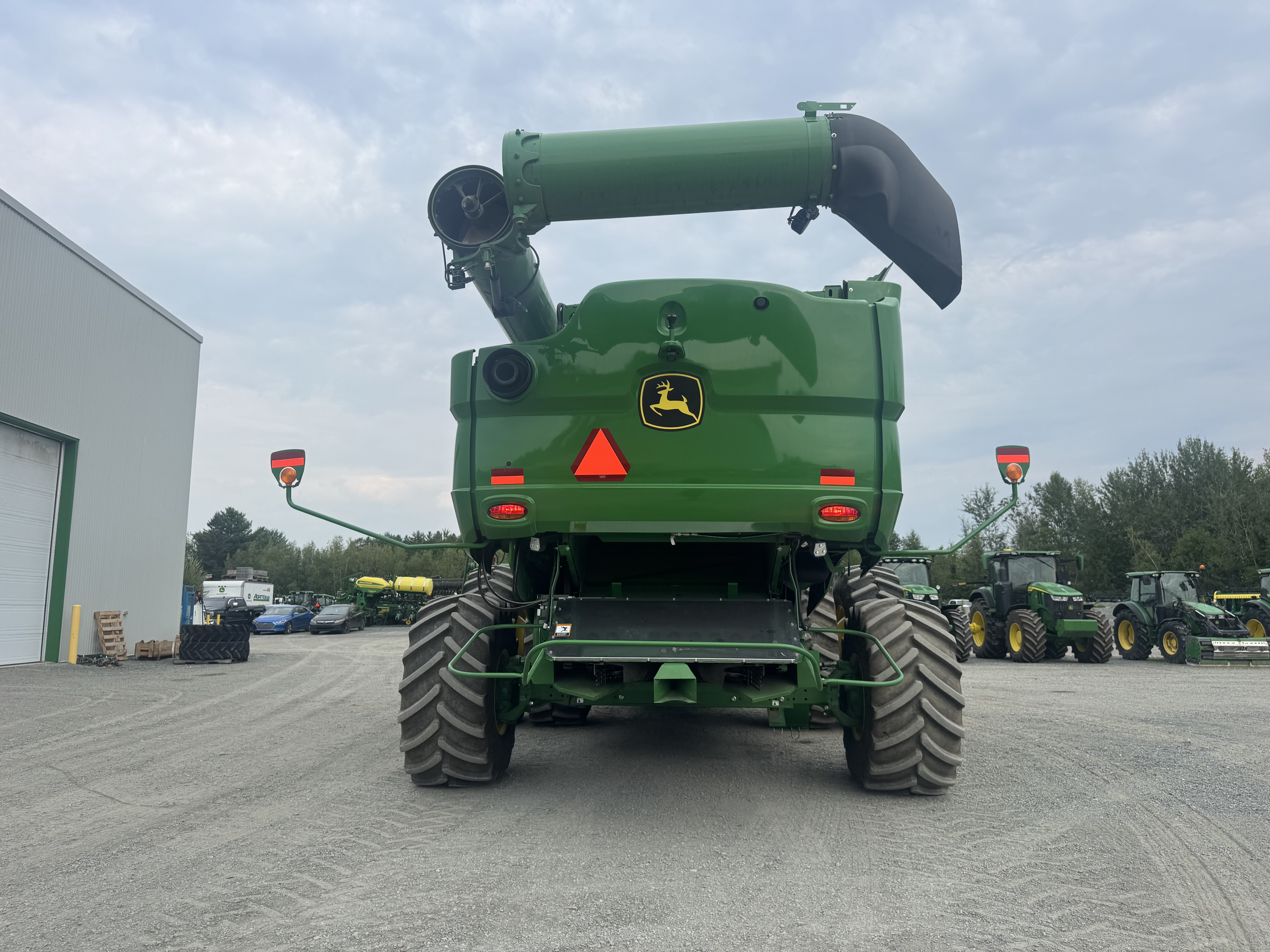 John Deere S770