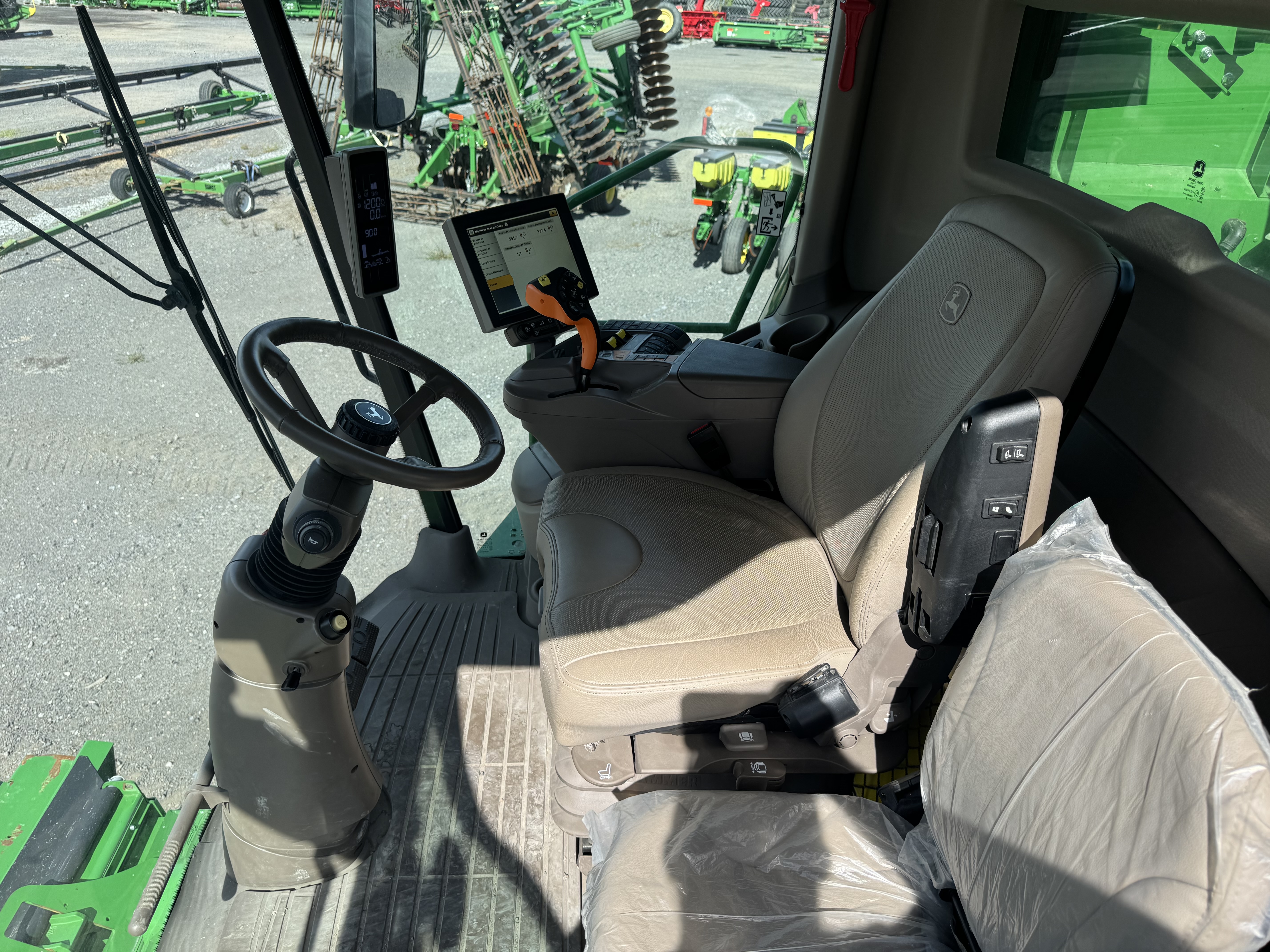 John Deere S760