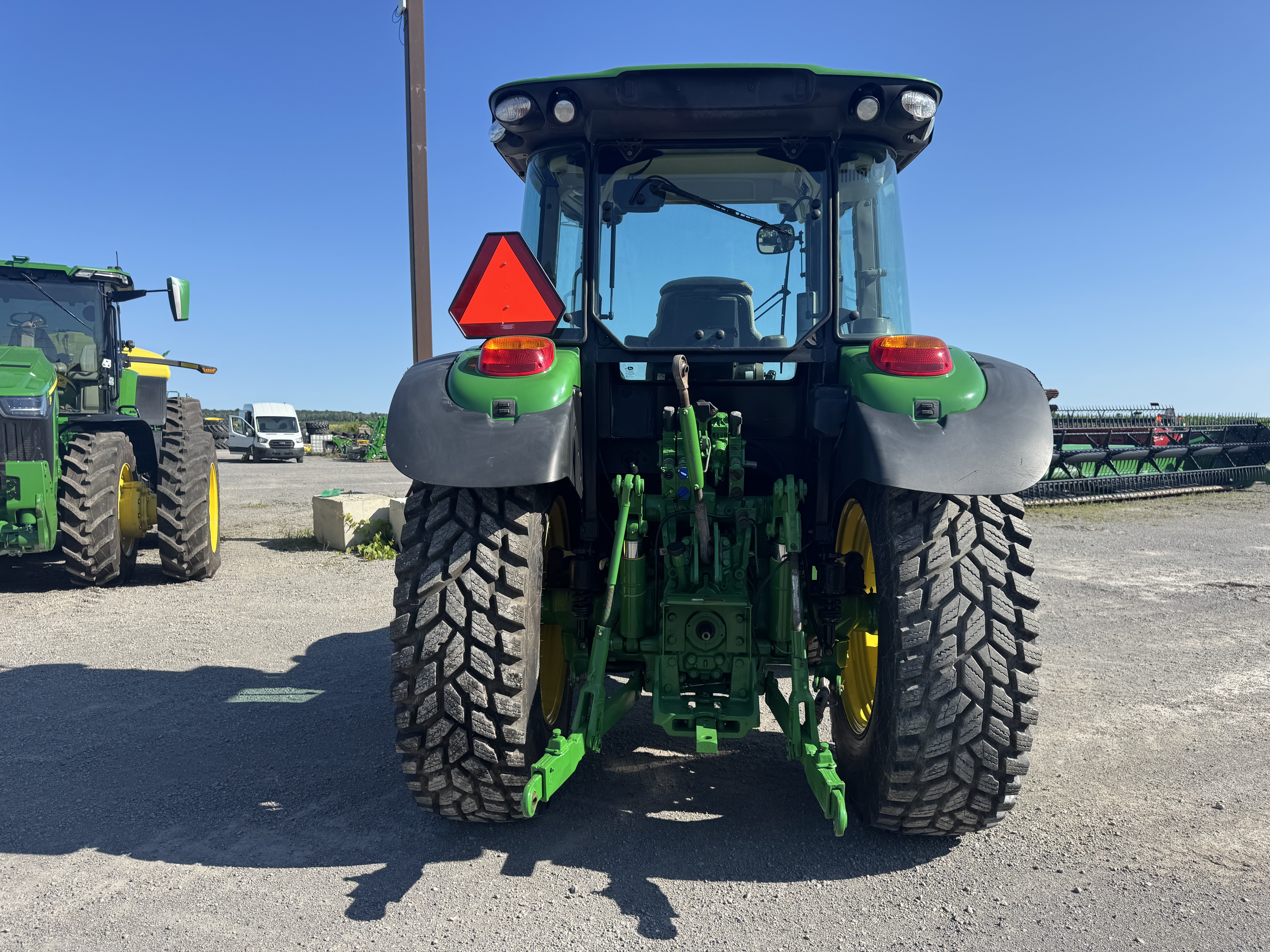 John Deere 5125R NOKIAN