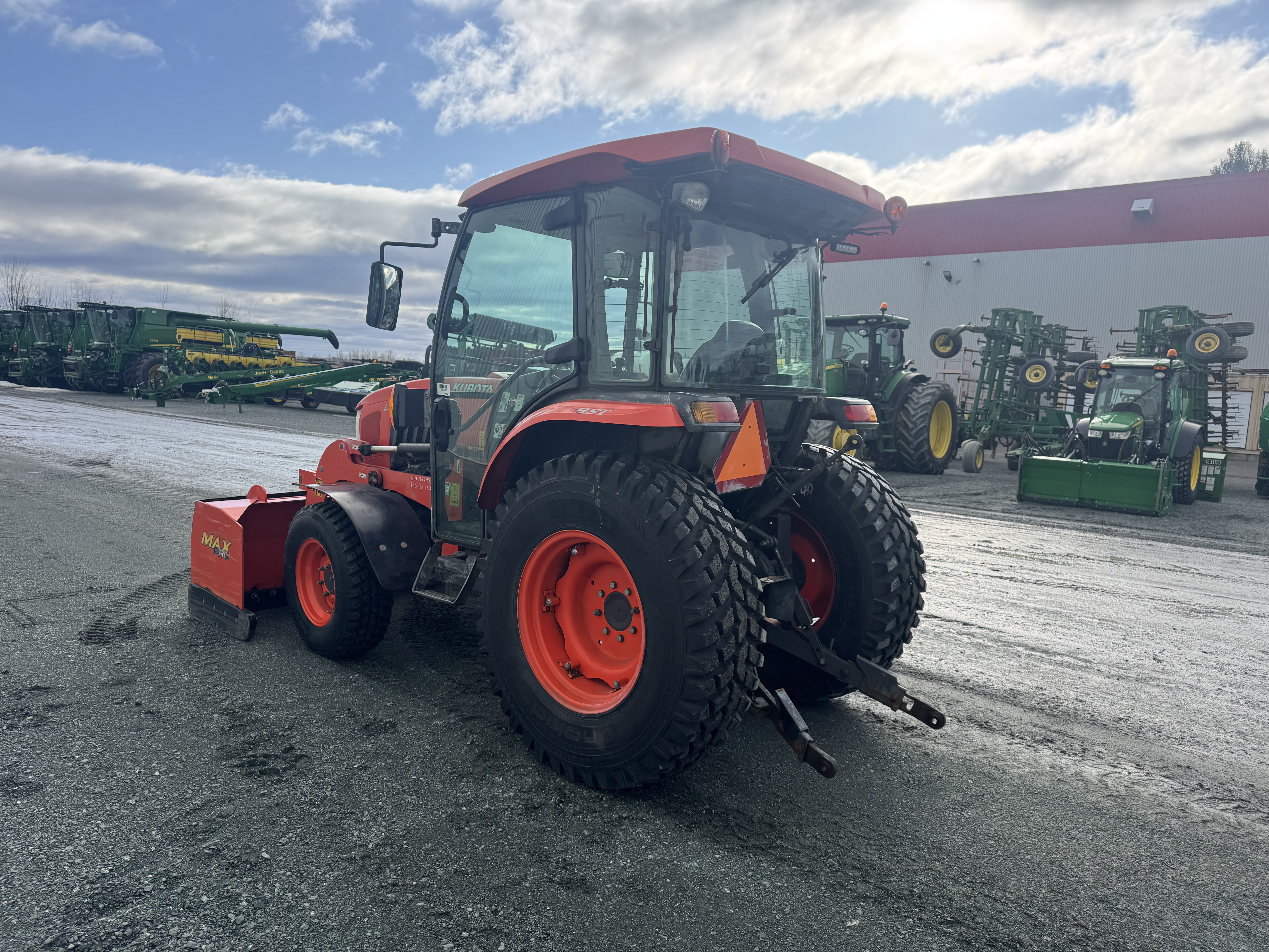 Kubota L6060 GRATTE NOKIAN    