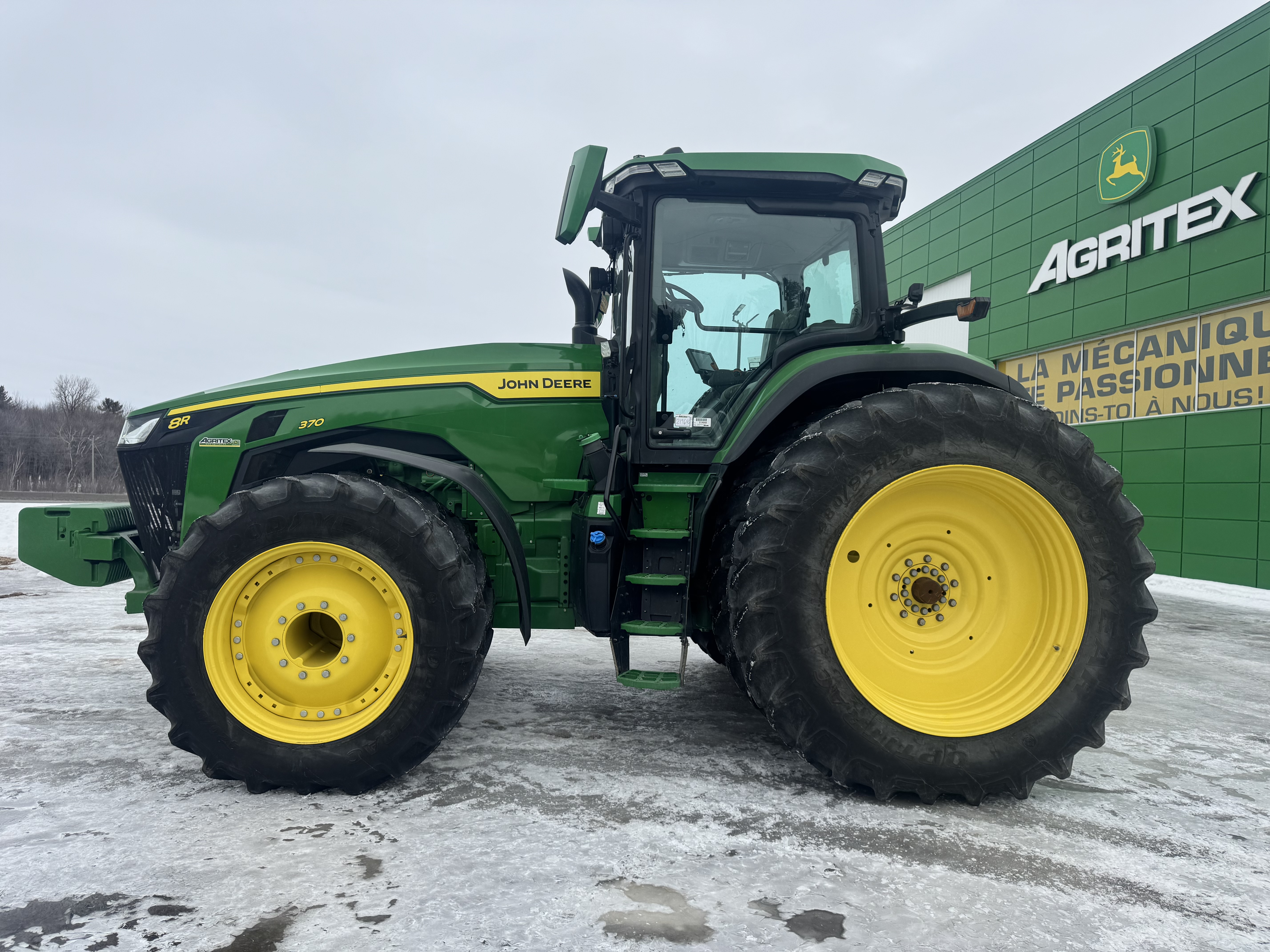 John Deere 8R 370