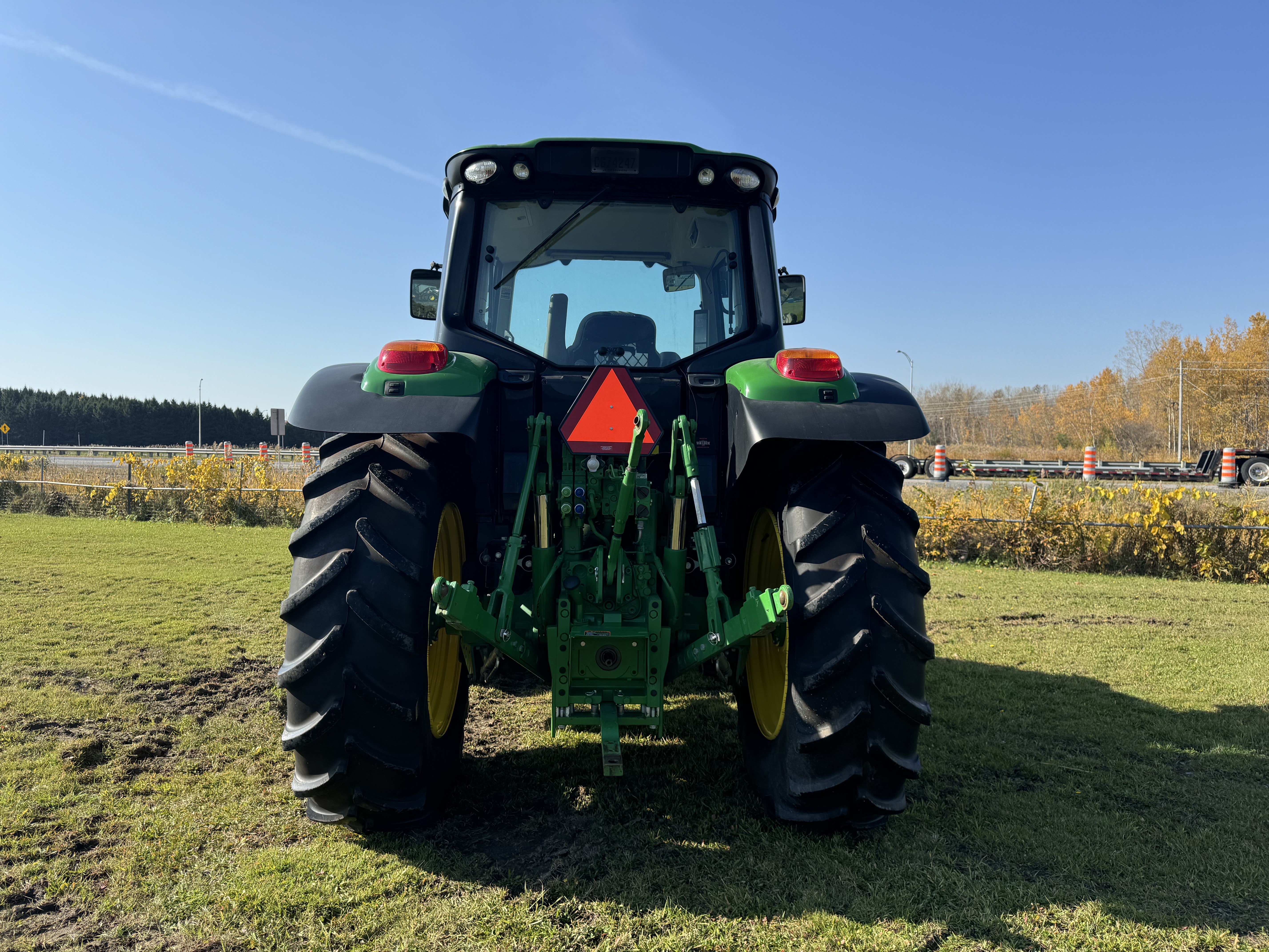 John Deere 6120M