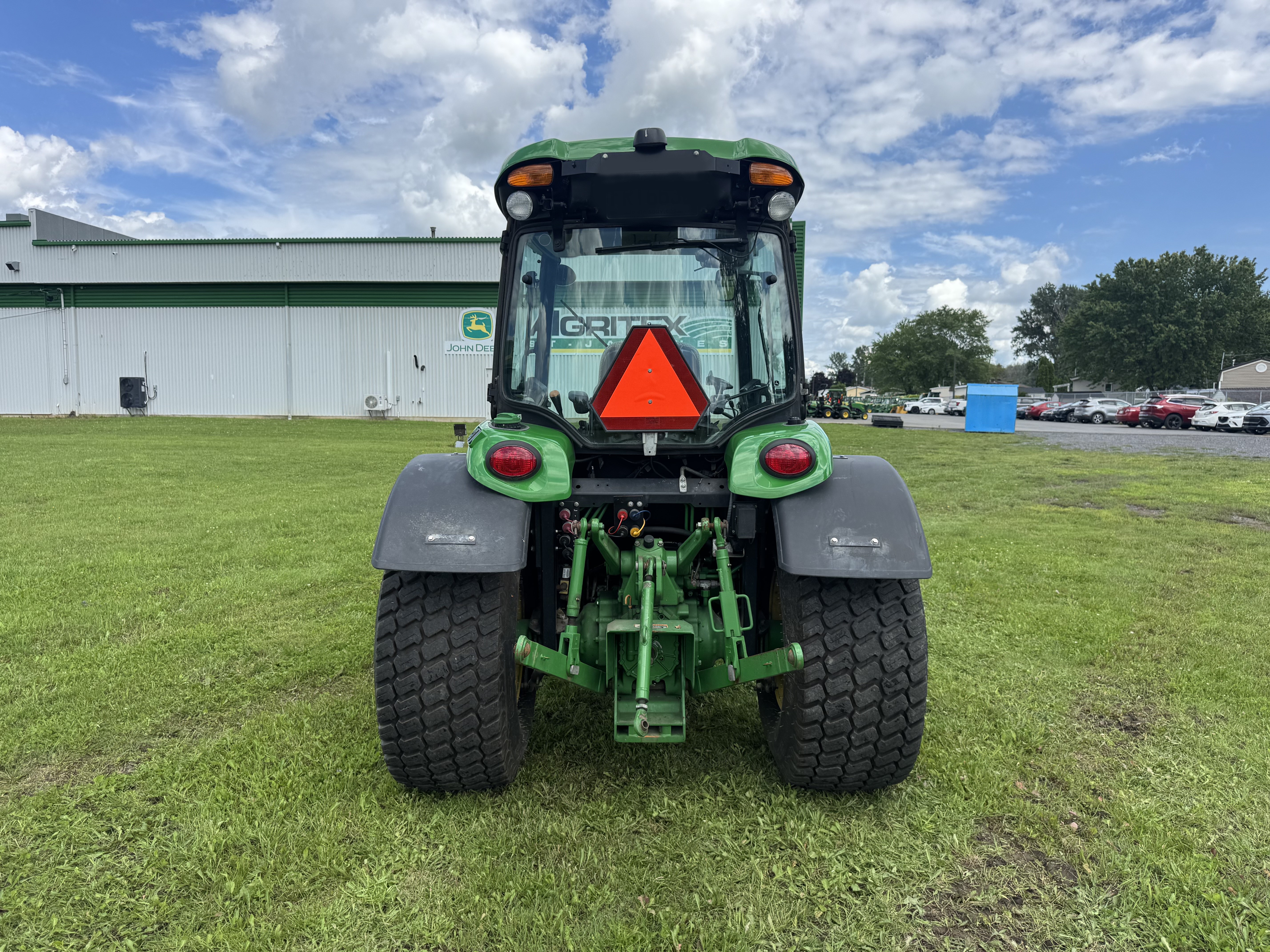 John Deere 4052R TURF