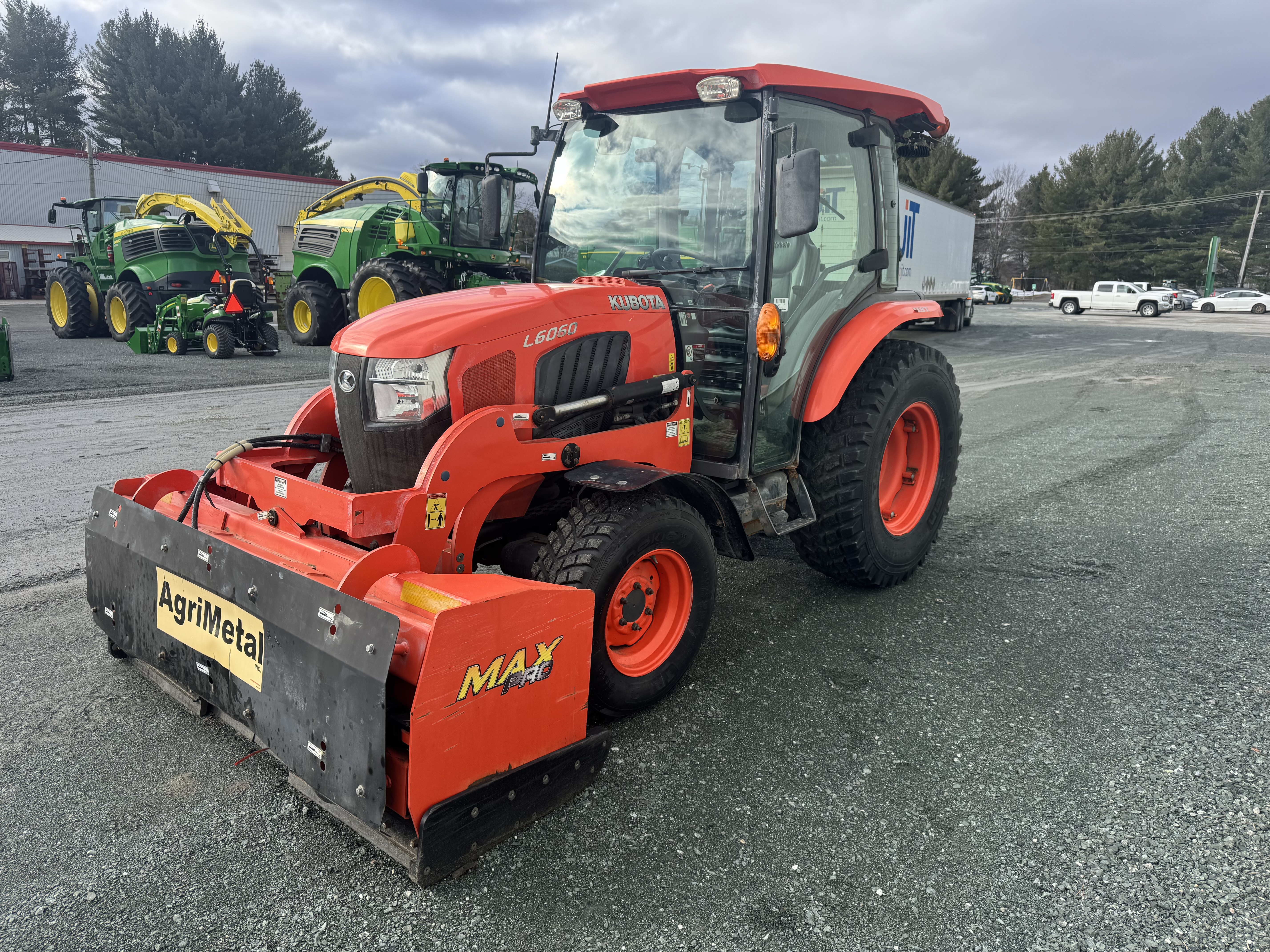 Kubota L6060 GRATTE NOKIAN
