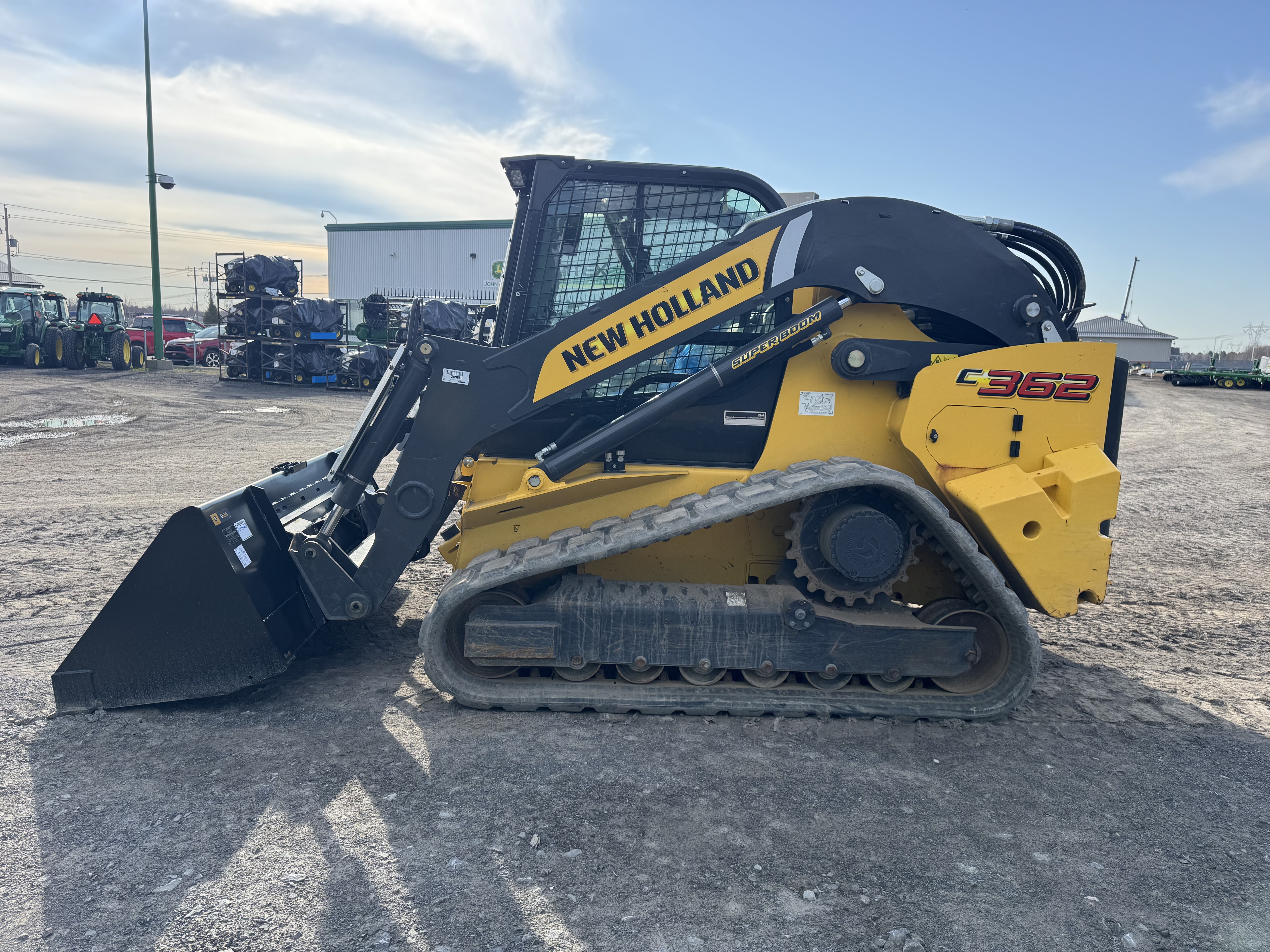 New Holland C362
