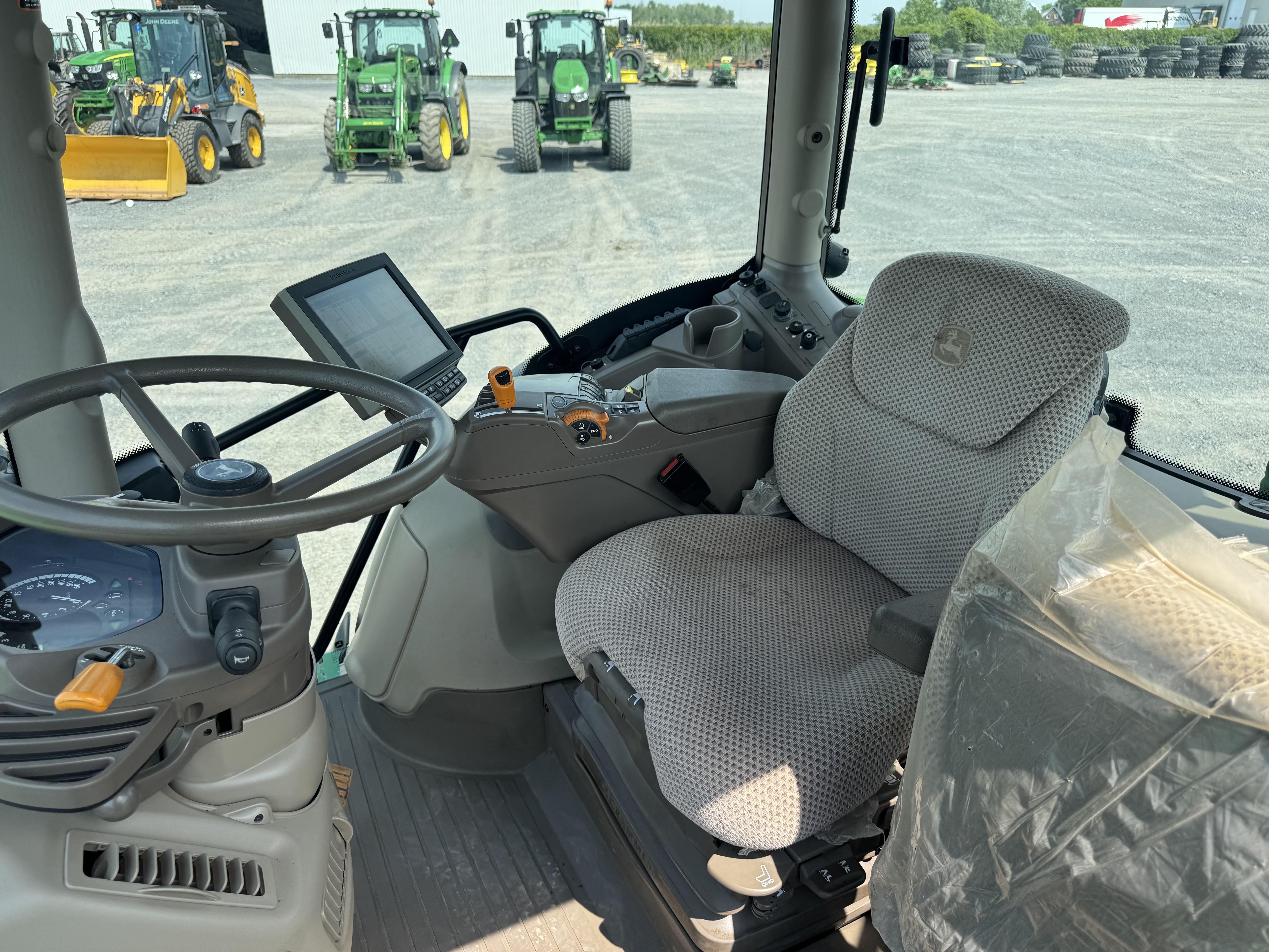 John Deere 6110R