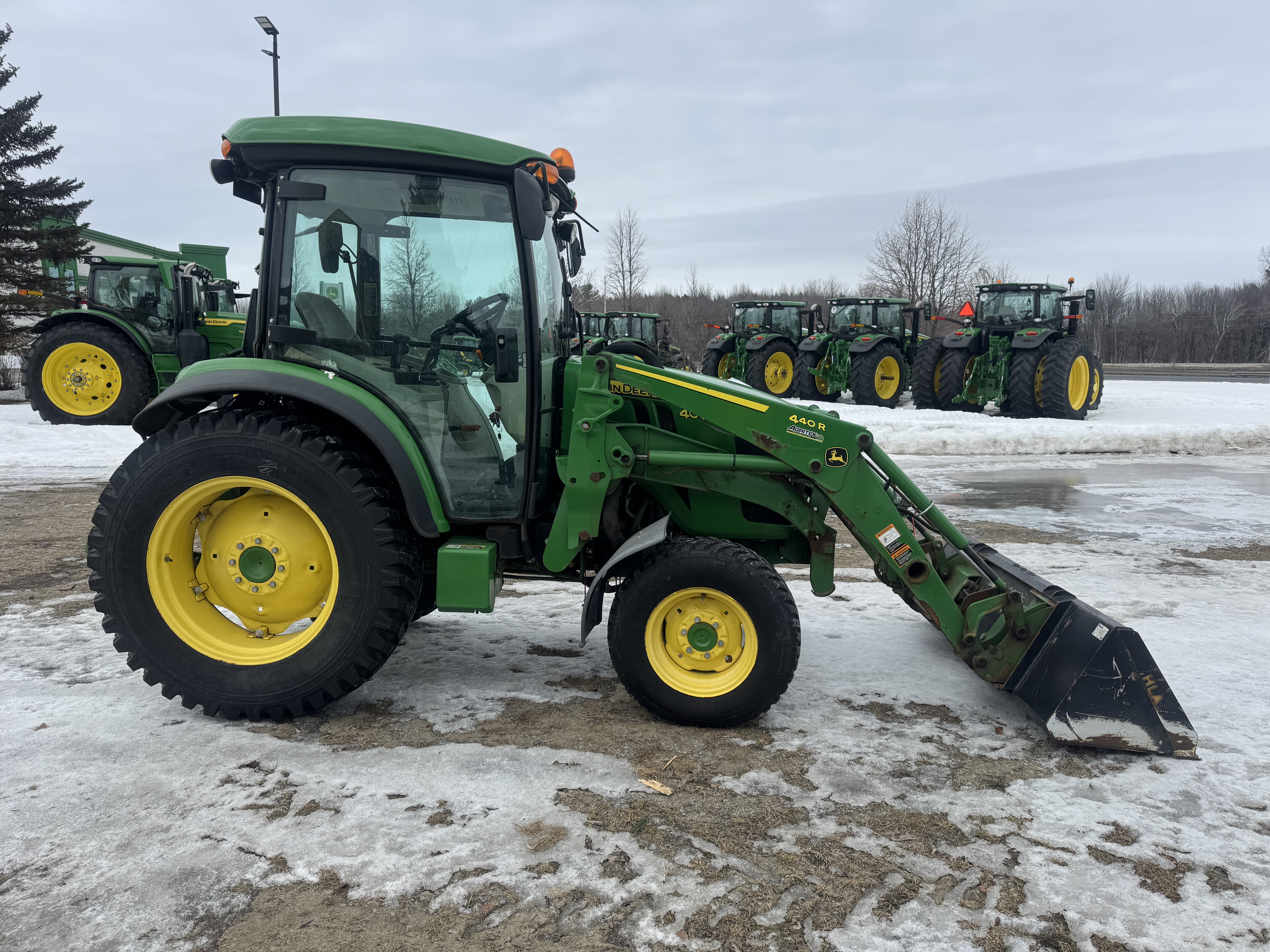 John Deere 4066R NOKIAN 