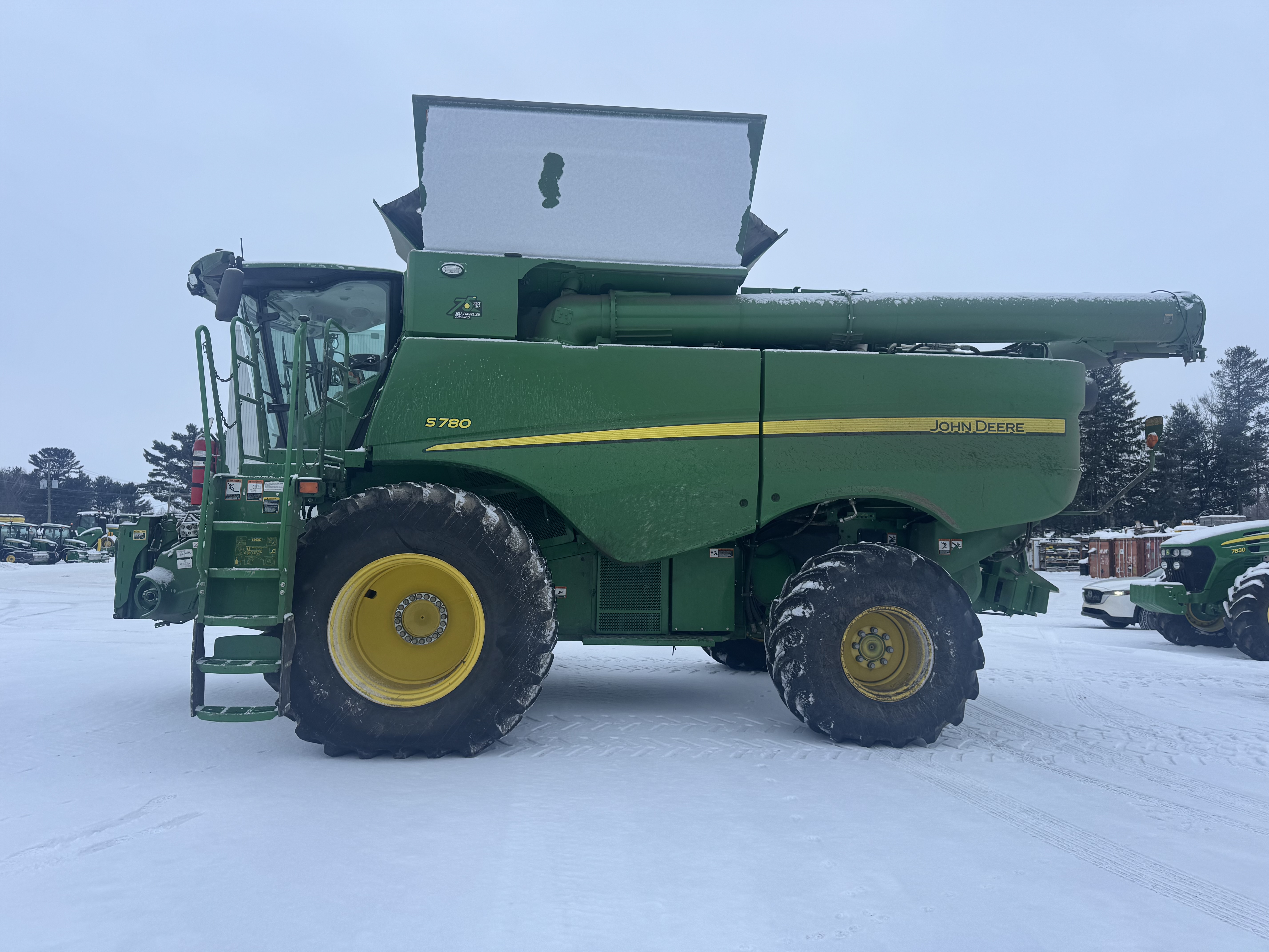 John Deere S780