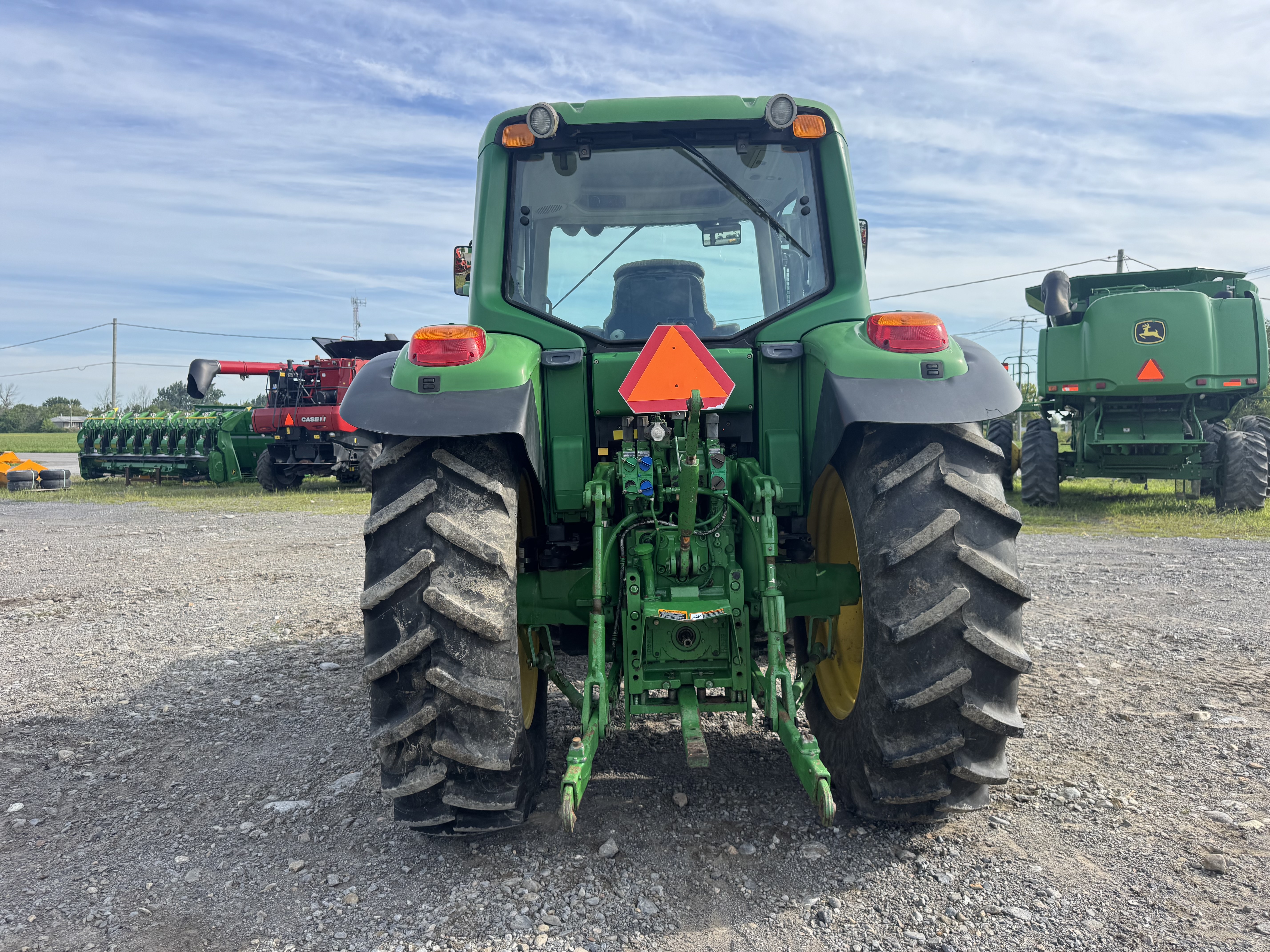 John Deere 6330