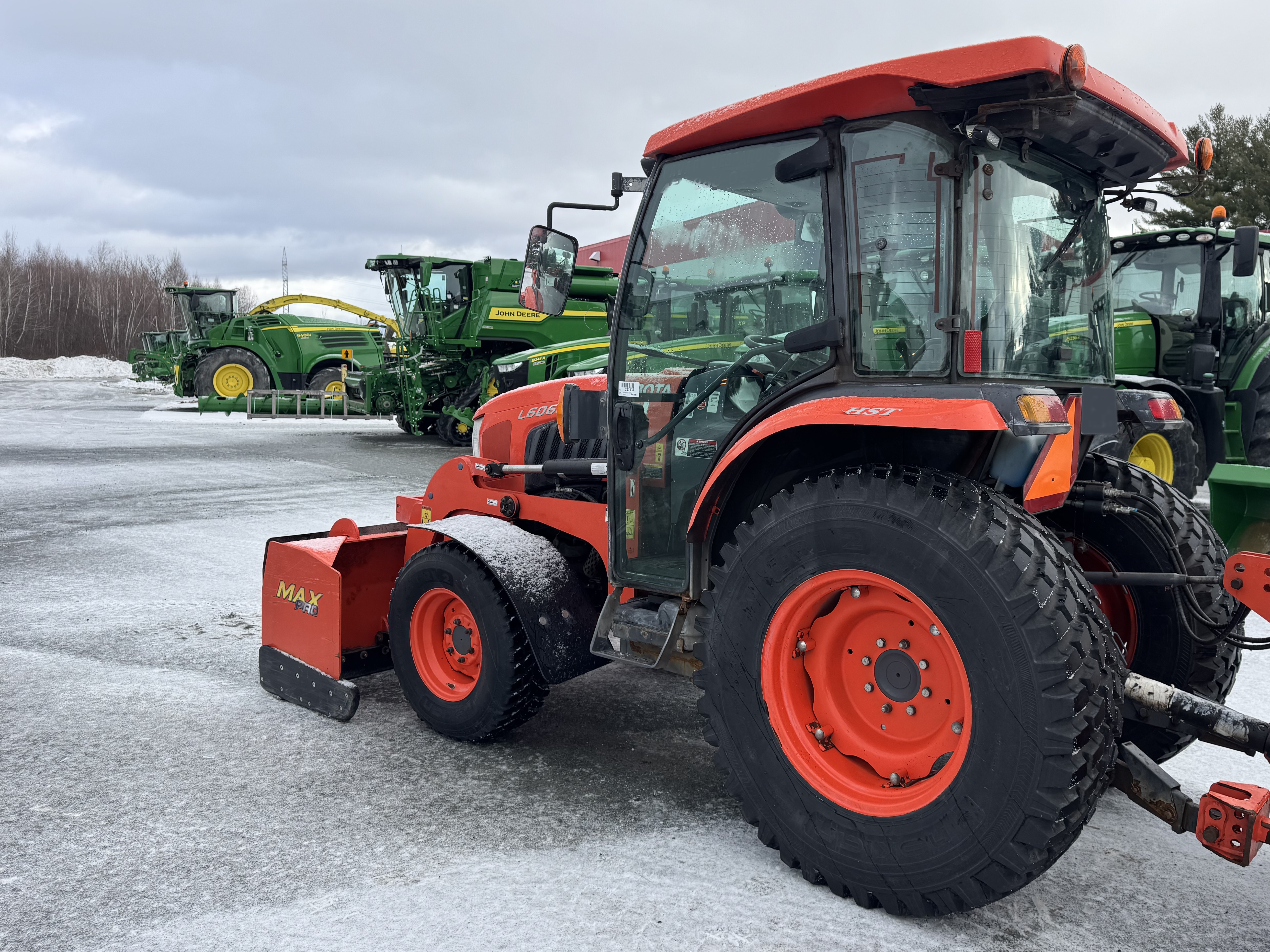 Kubota L6060 GRATTE NOKIAN