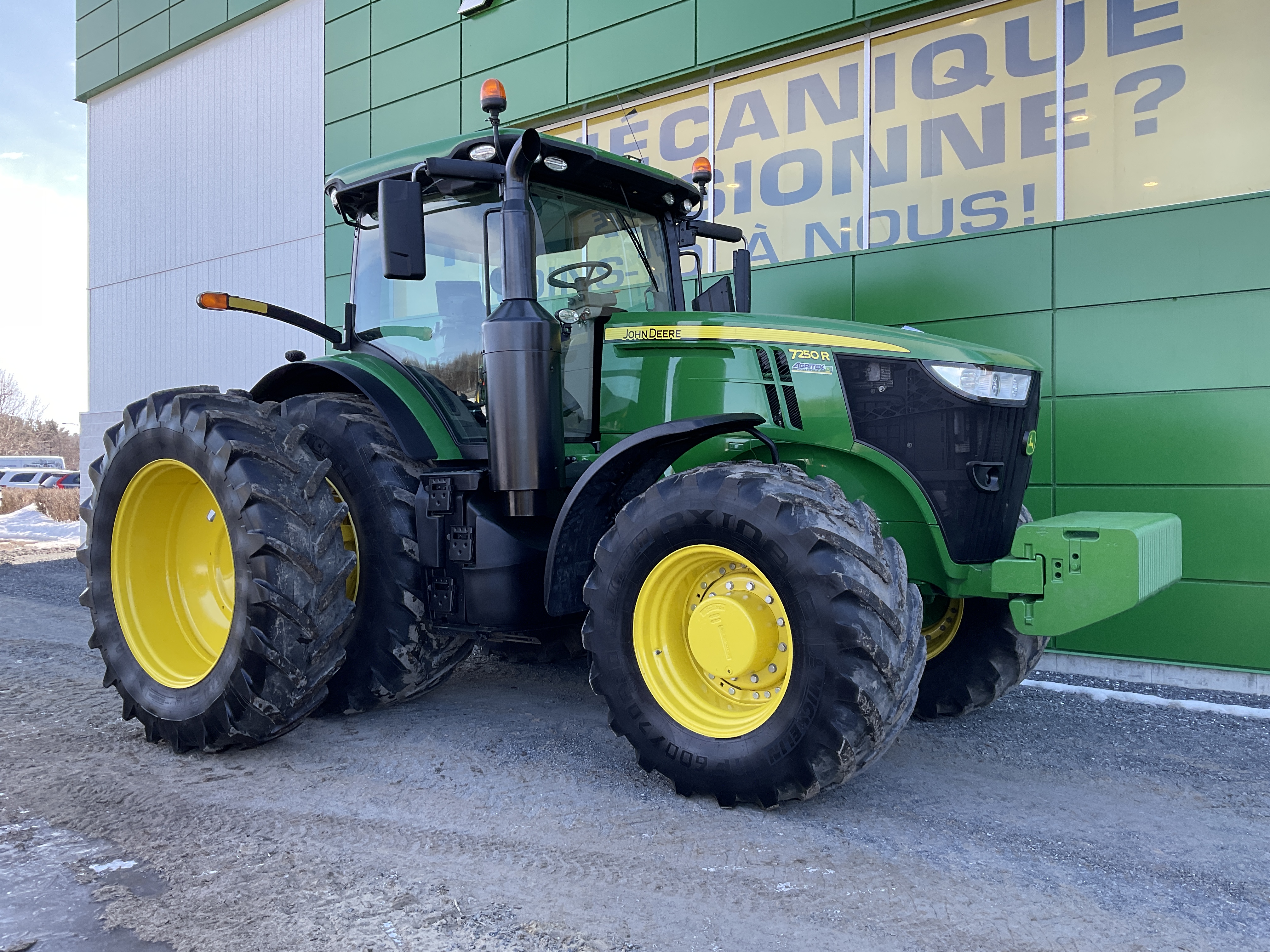 John Deere 7250R 