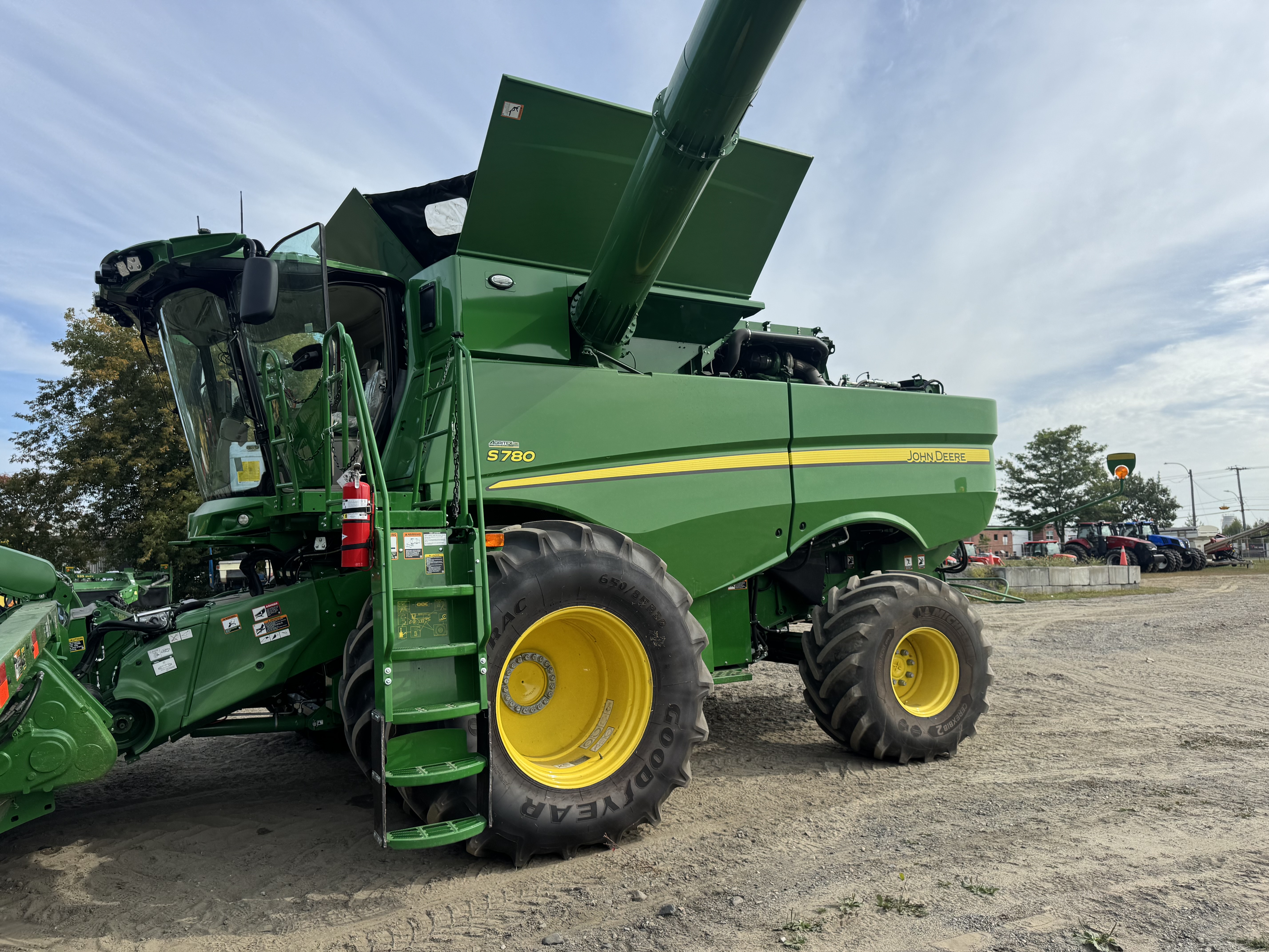 John Deere S780