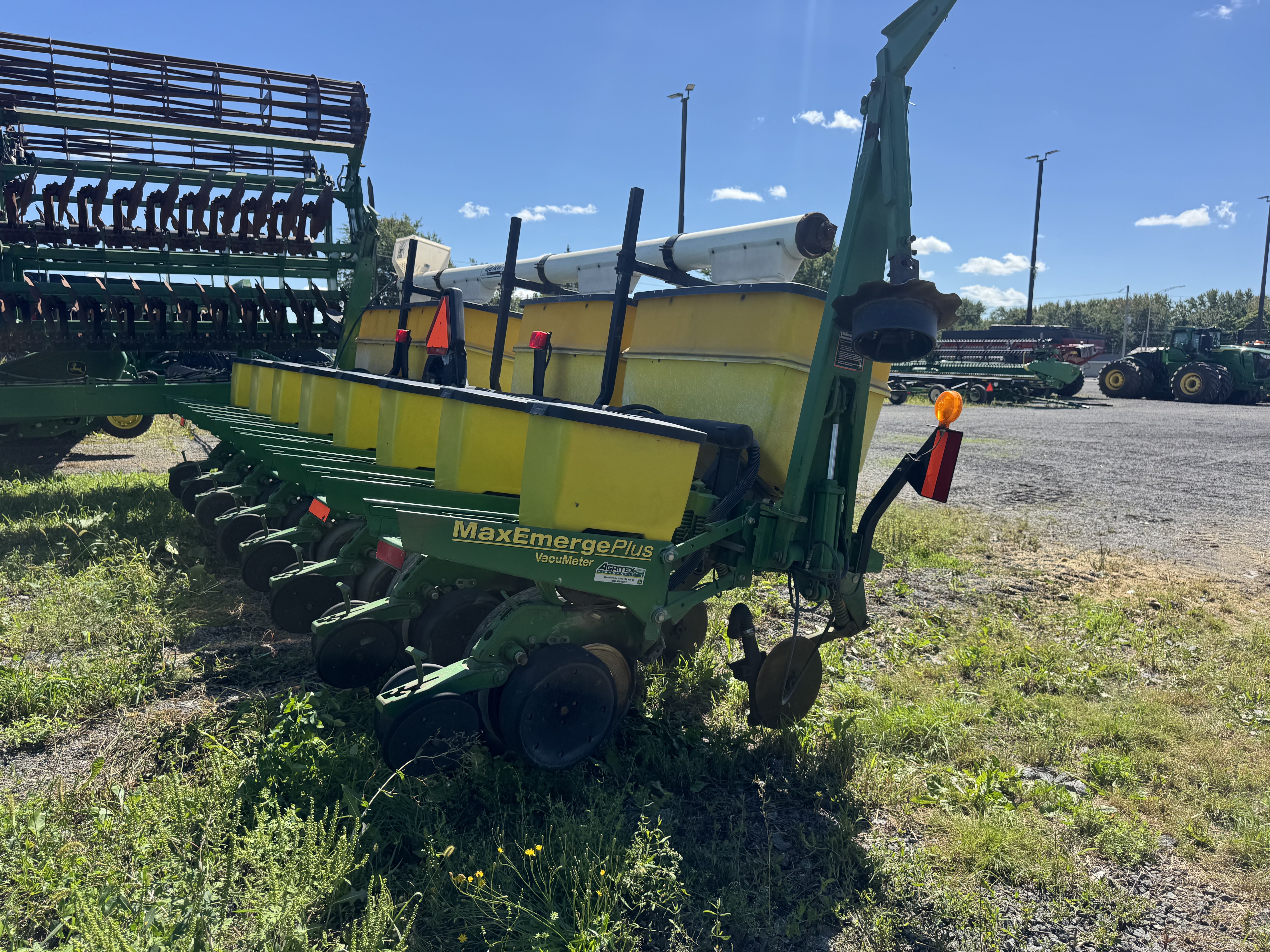 John Deere 1750