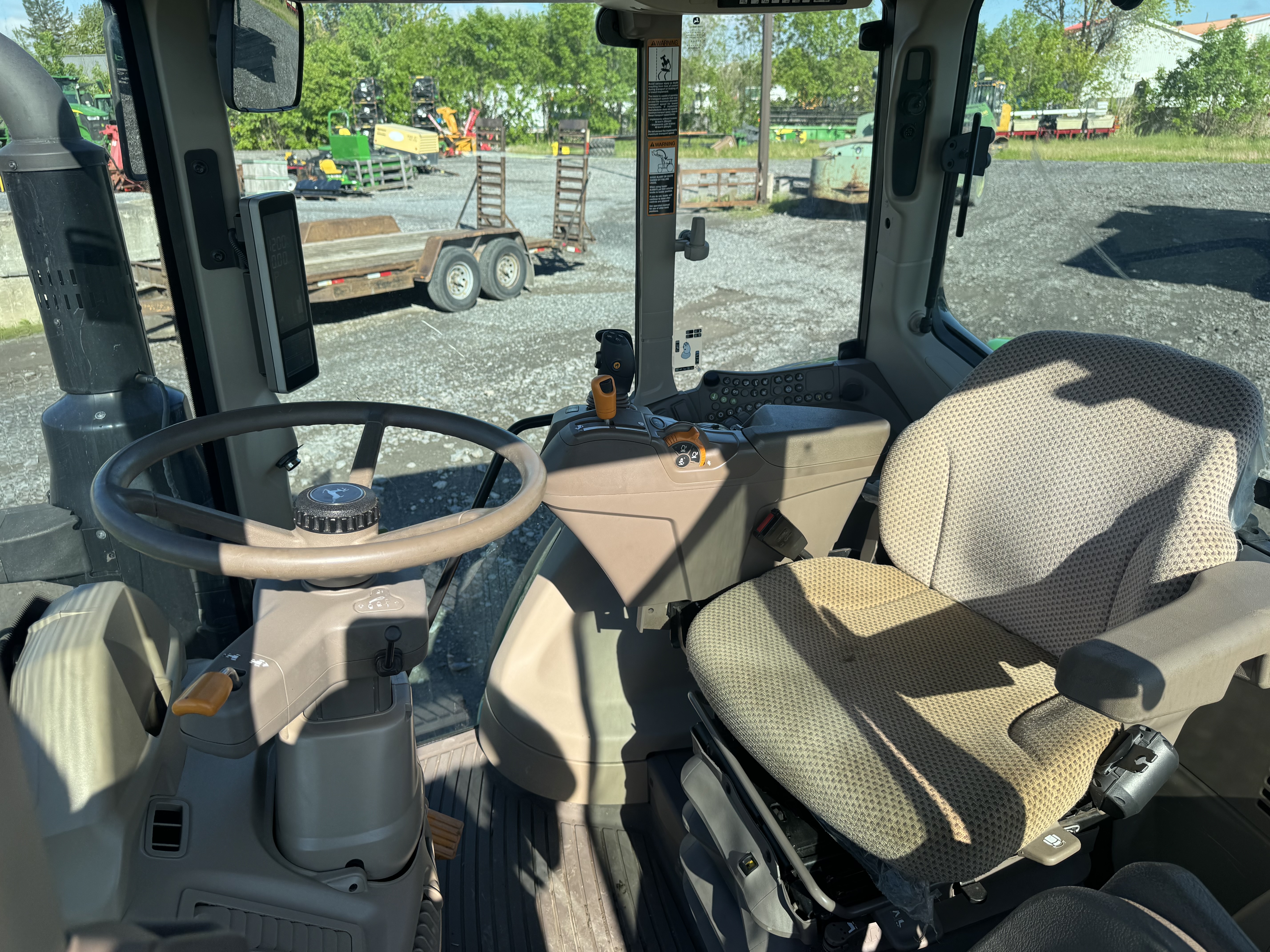 John Deere 6110M