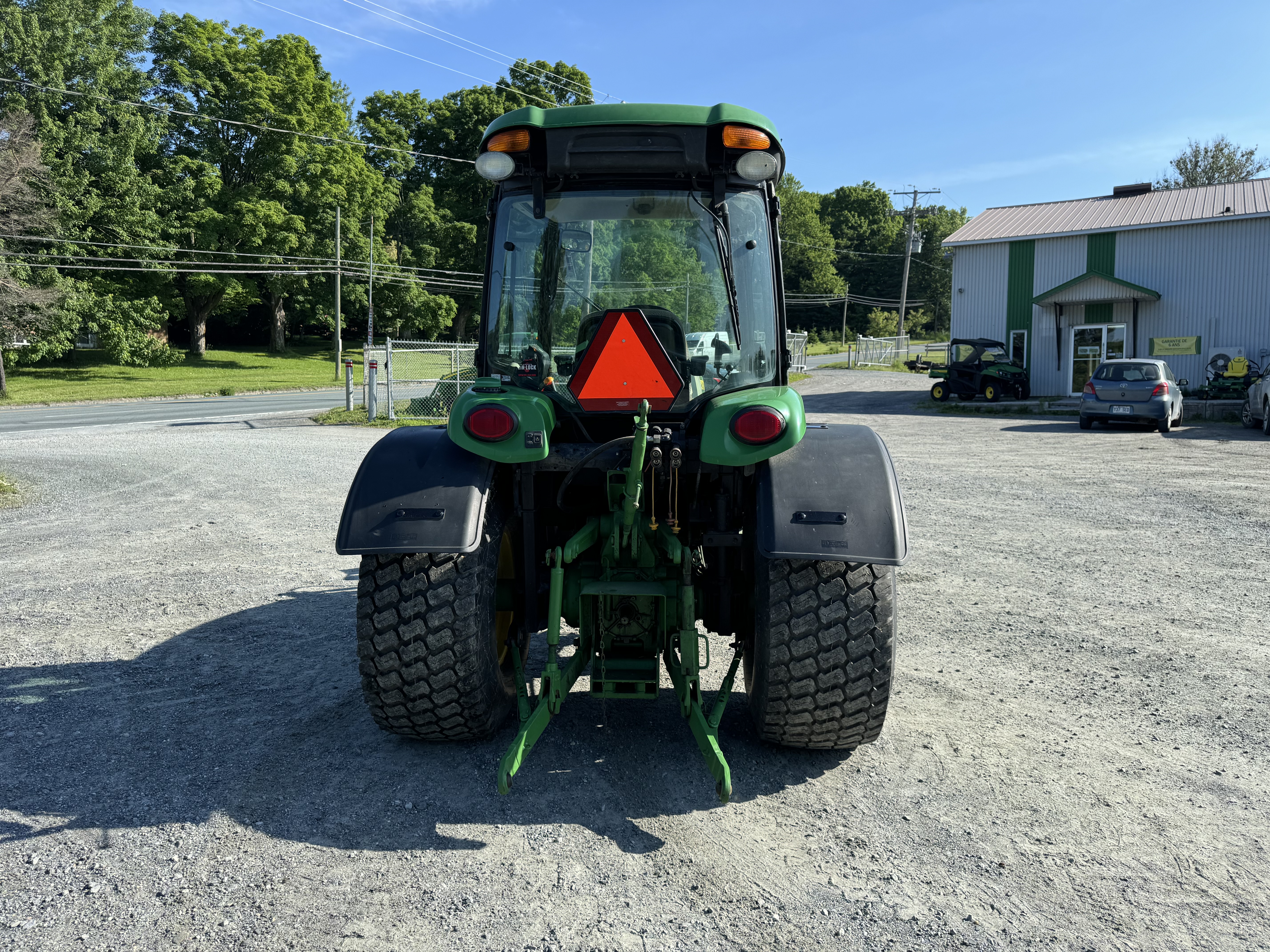 John Deere 4052R GRATTE TURF 