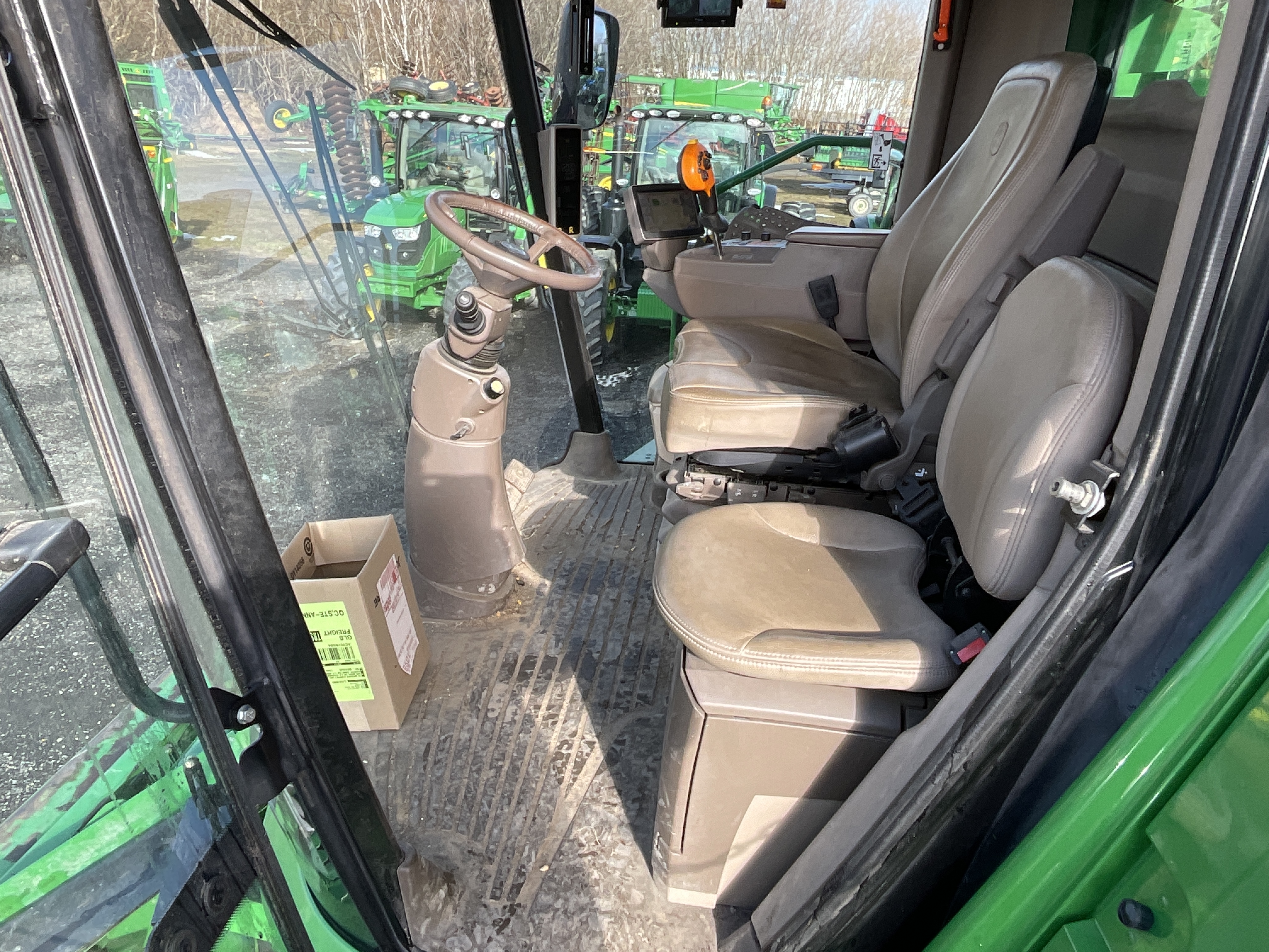 John Deere S680