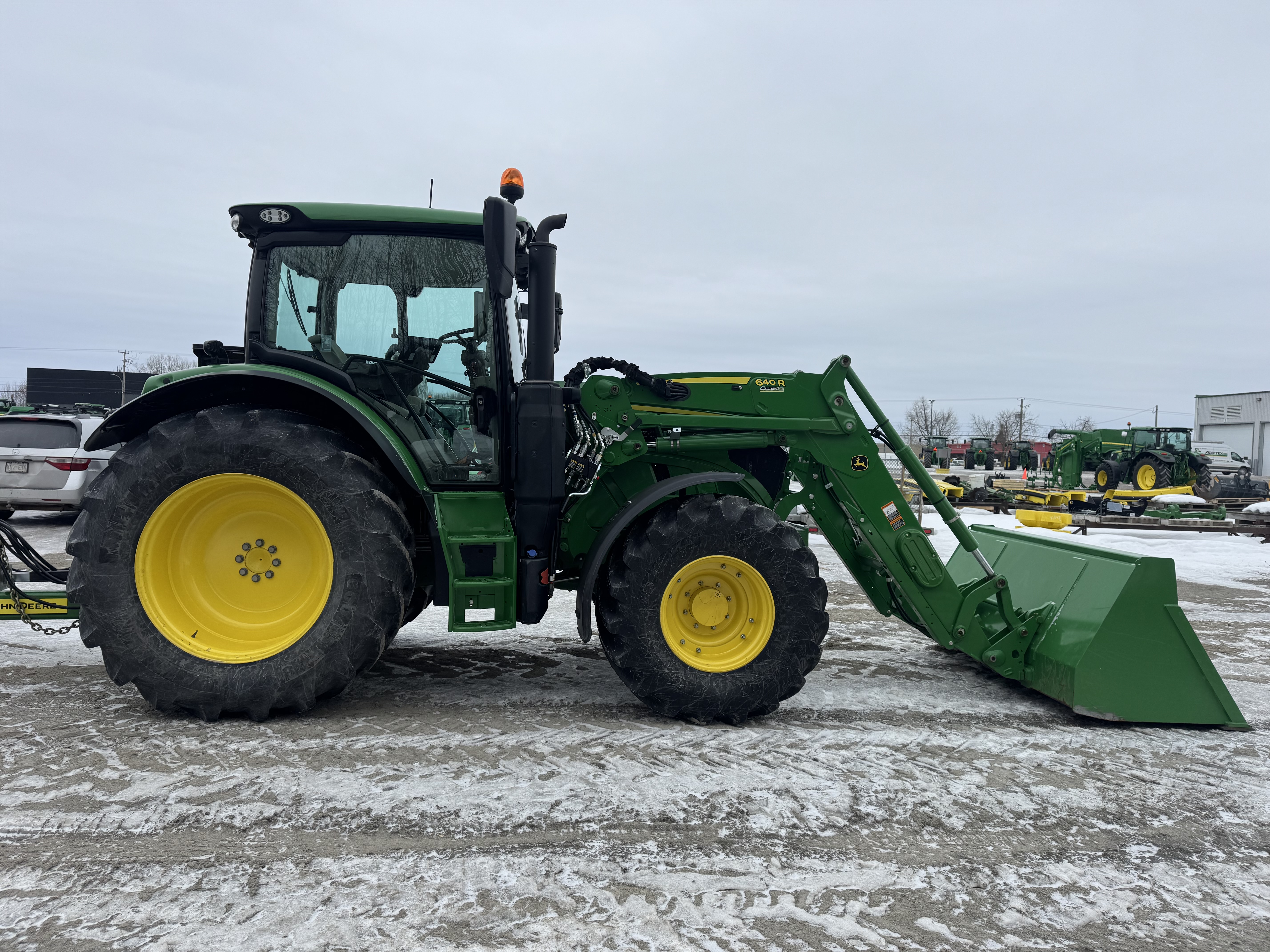 John Deere 6R 110
