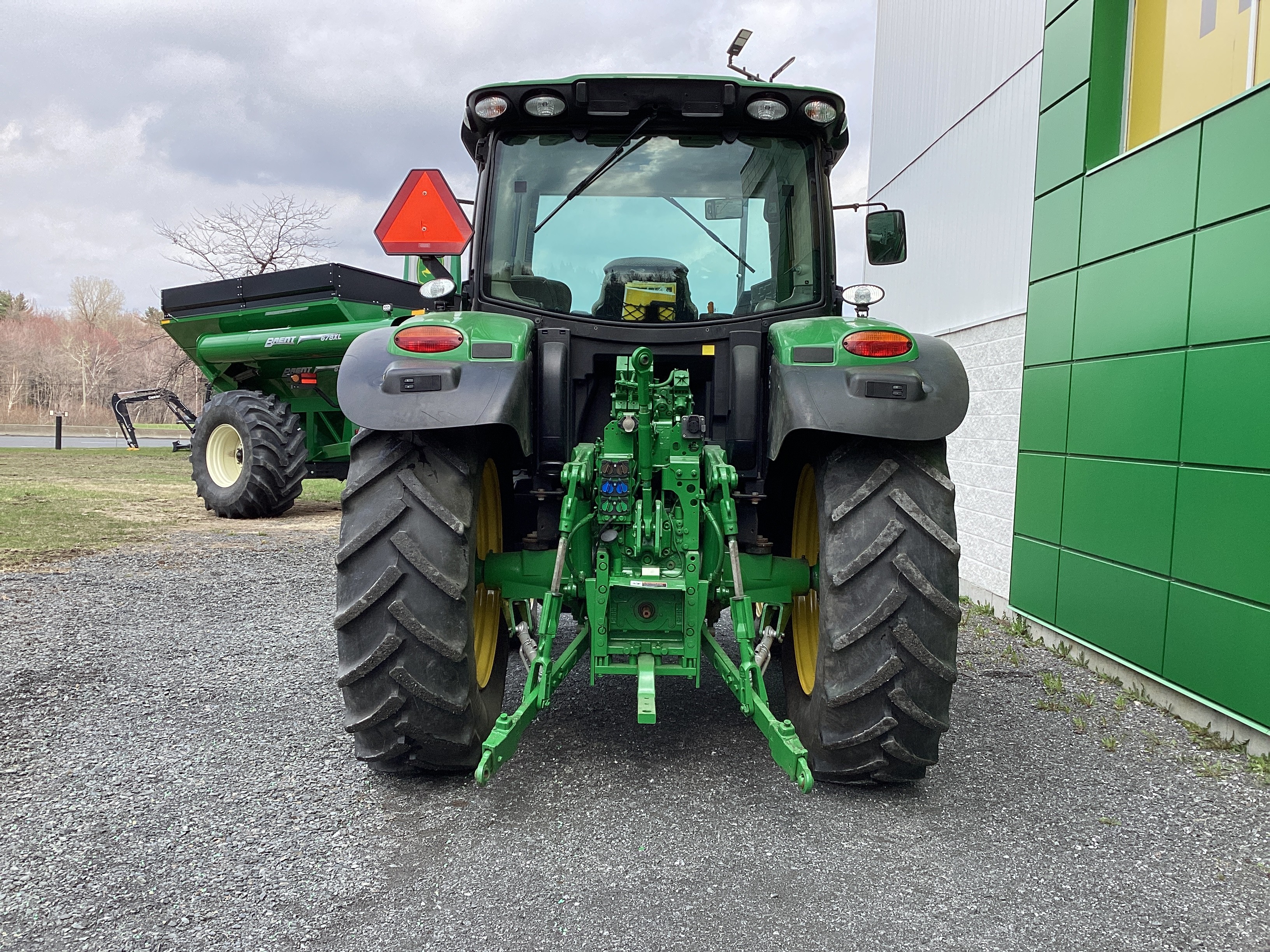 John Deere 6110R