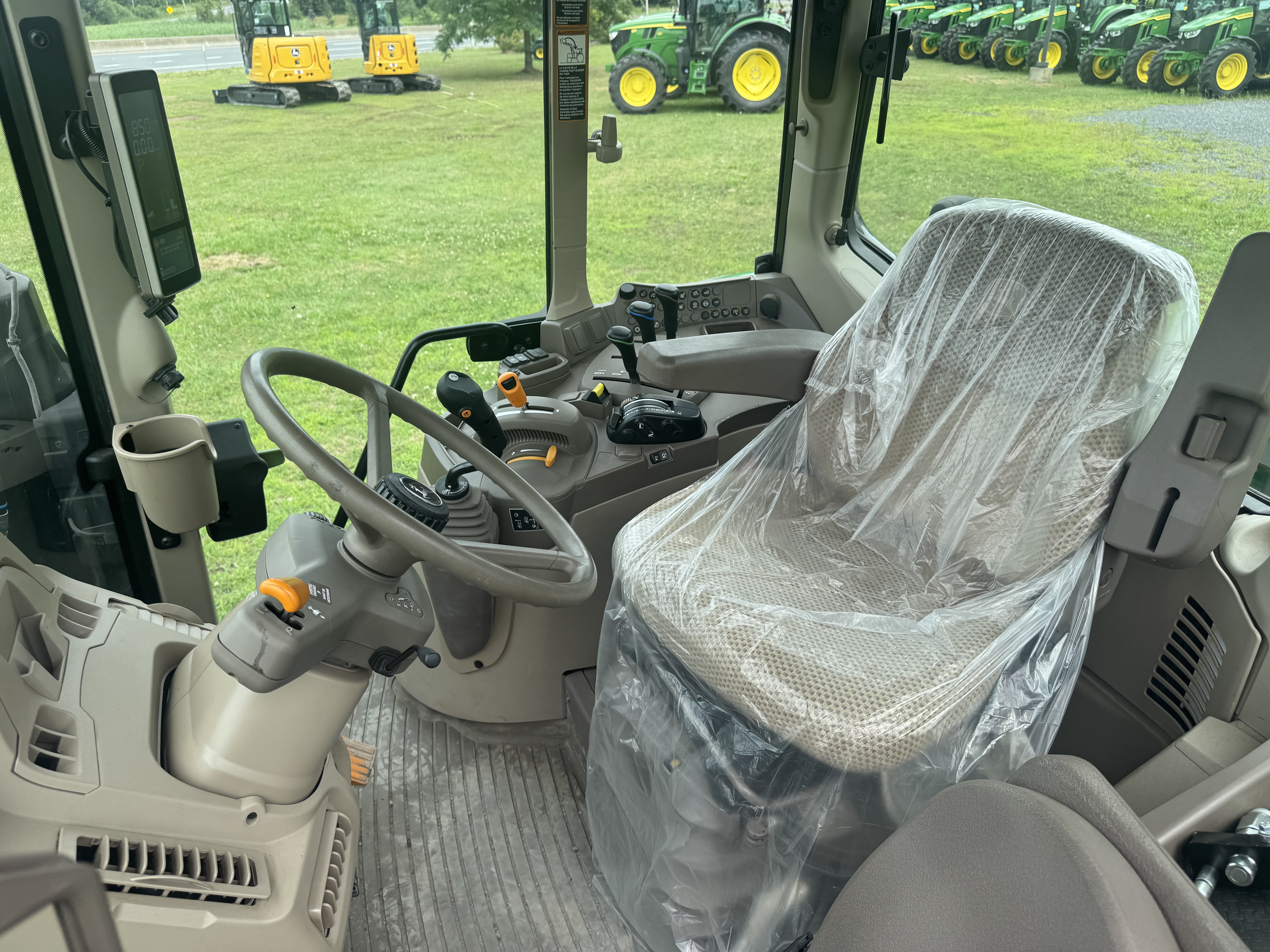 John Deere 6120M LOADER NSL