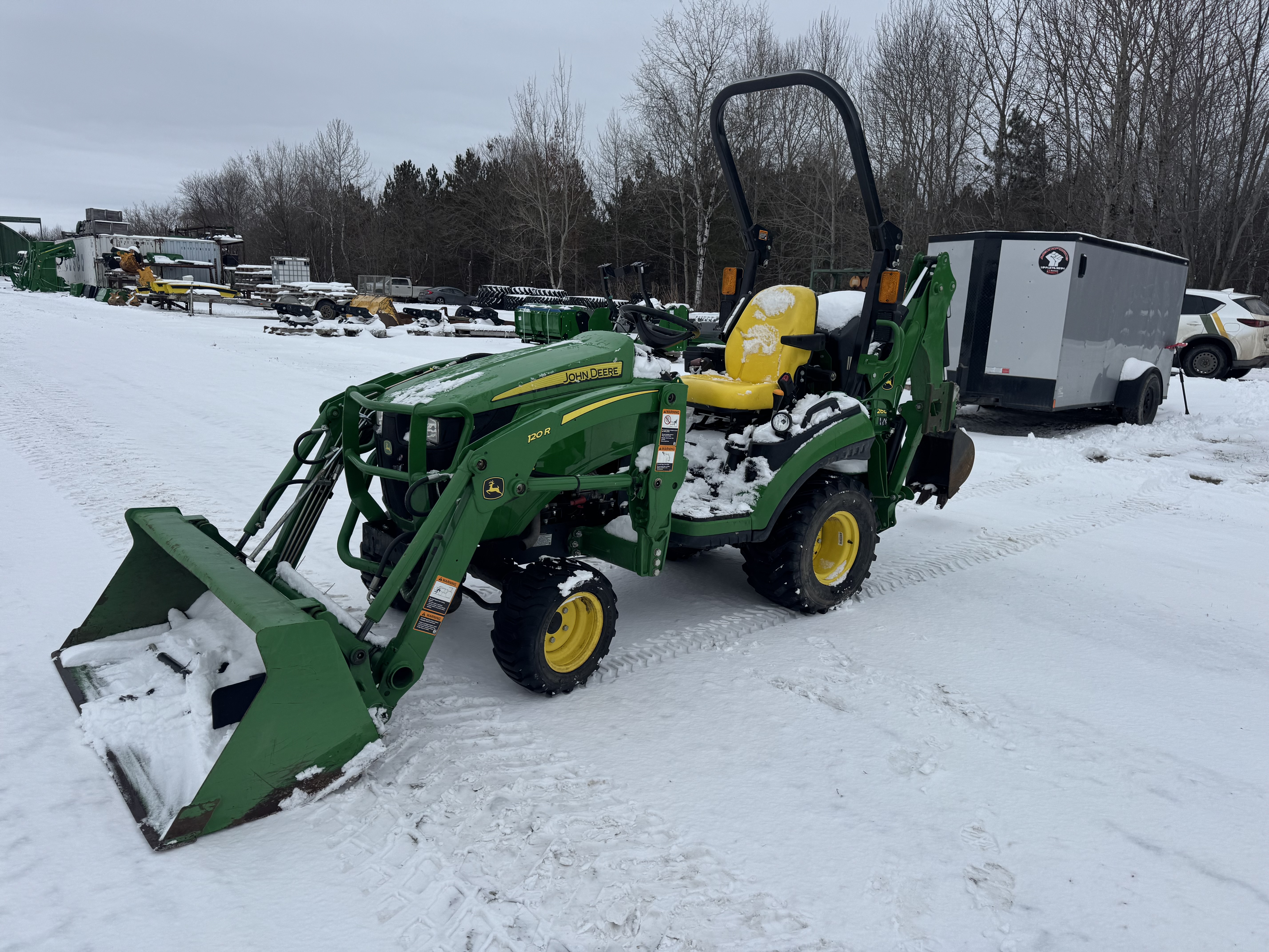 John Deere 1025R TLB