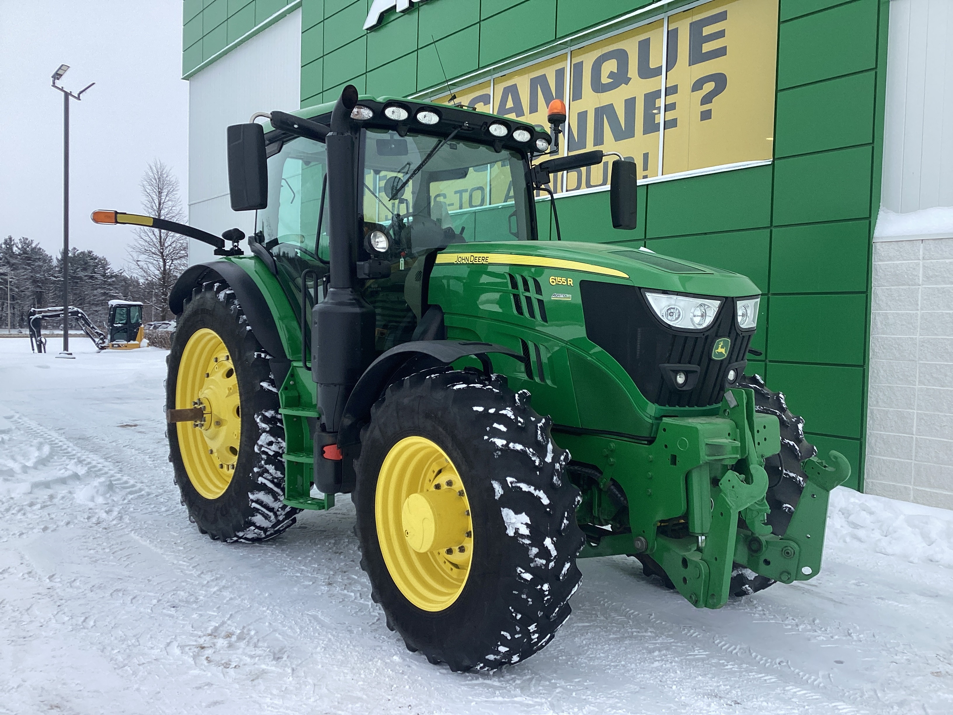 John Deere 6155R FRT HITCH PTO