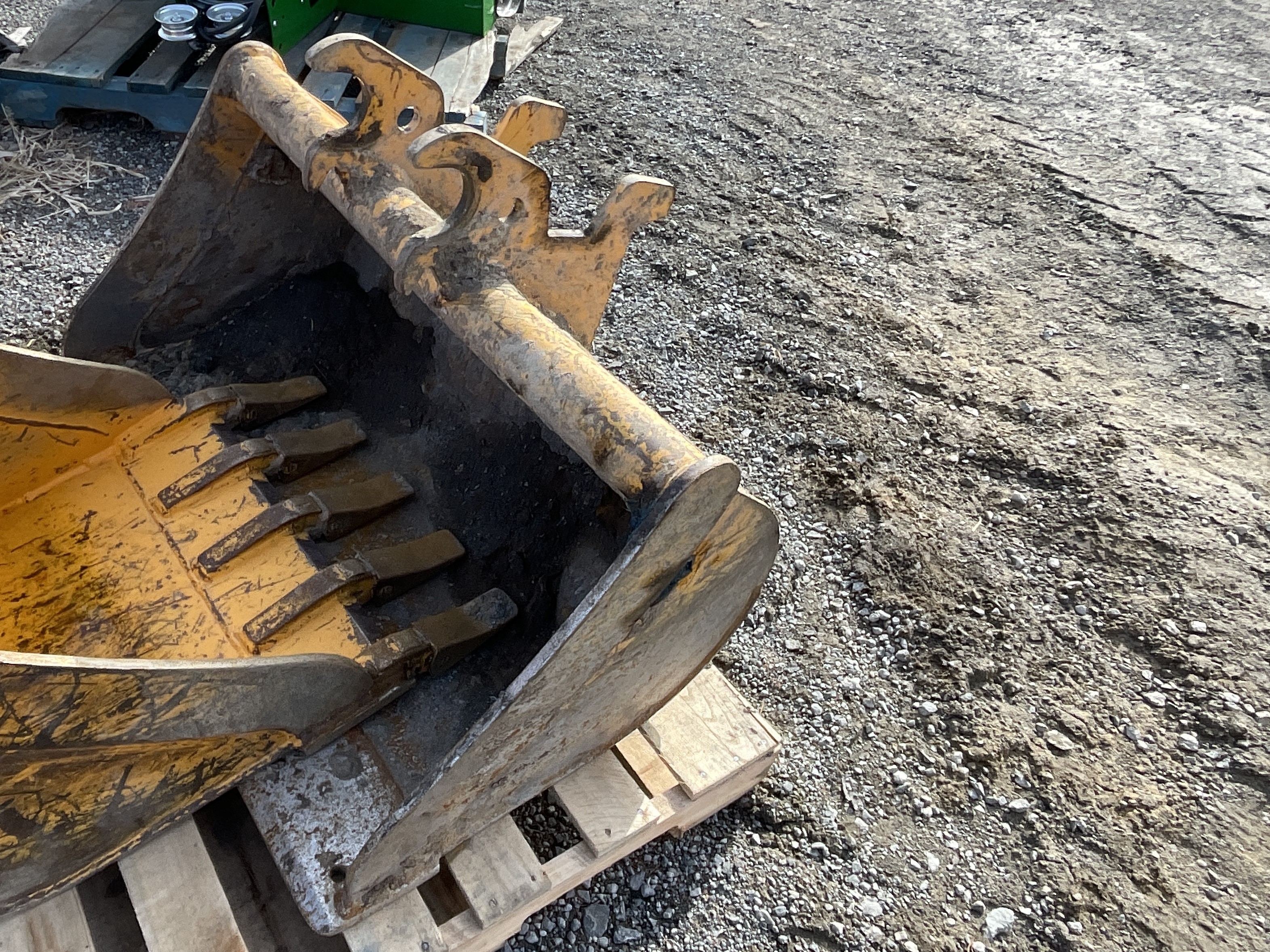 SSTA BUCKET 40 PC A FOSSÉ SSTA 35G