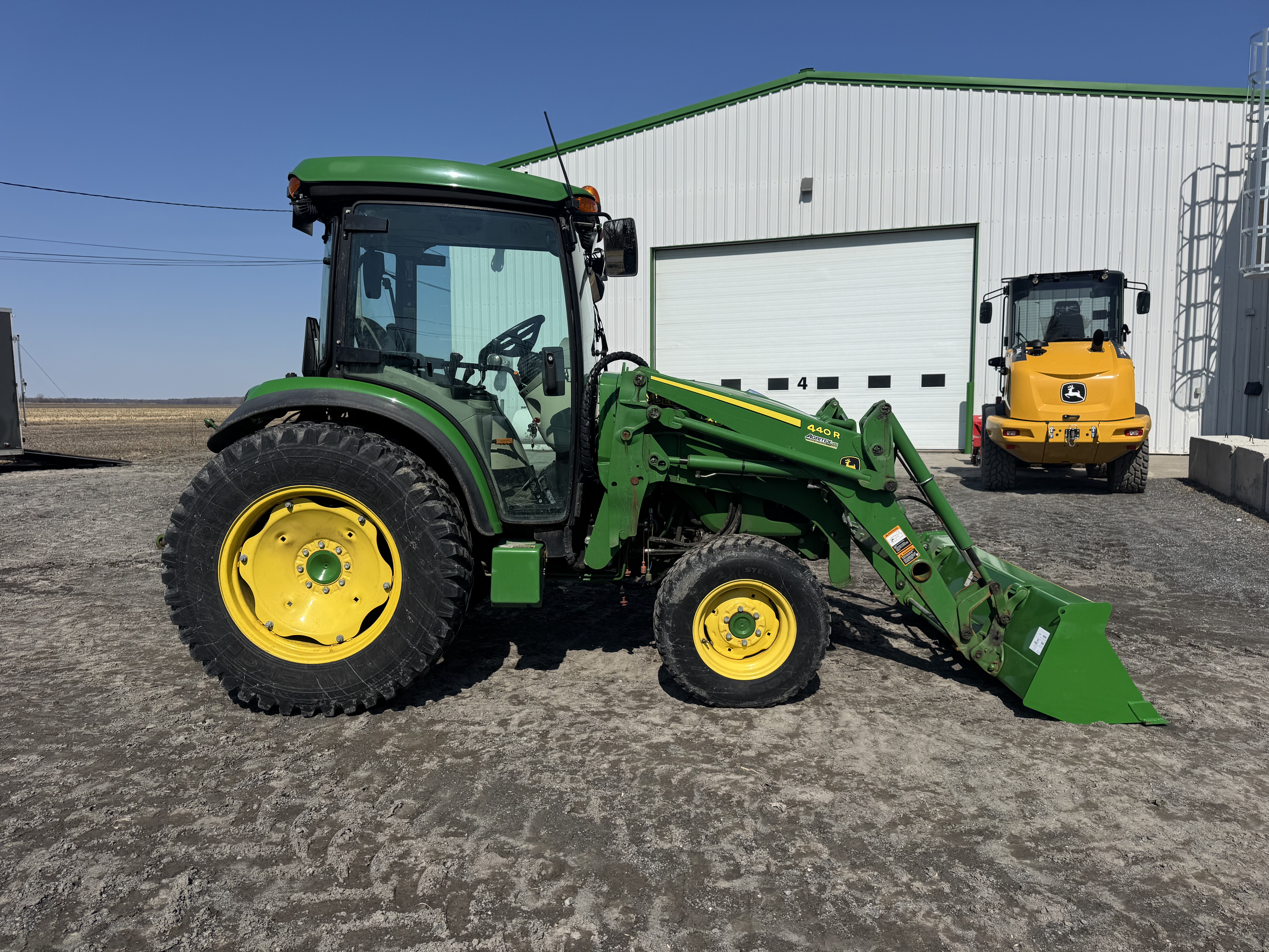 John Deere 4066R NOKIAN 