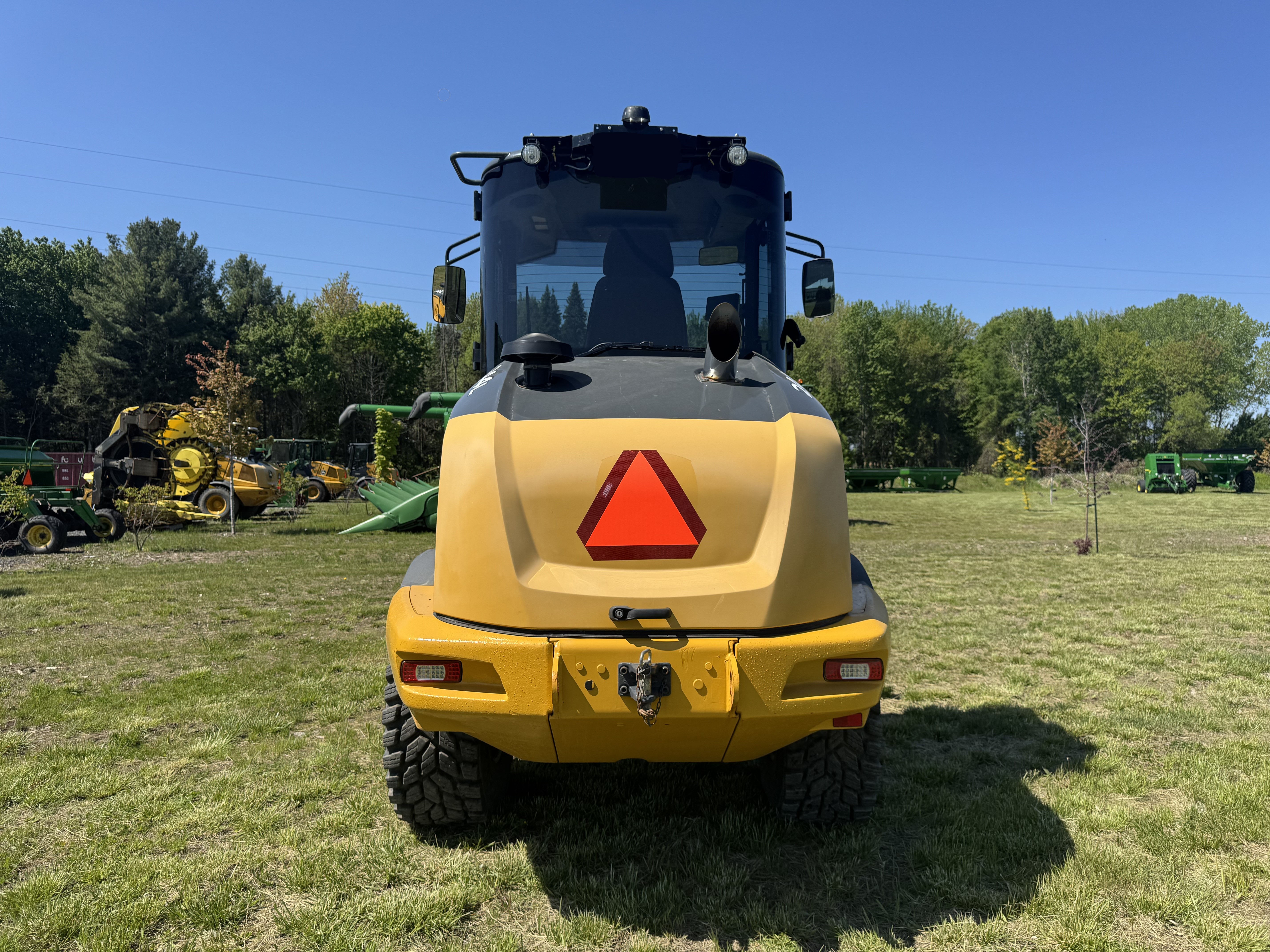 John Deere 244L